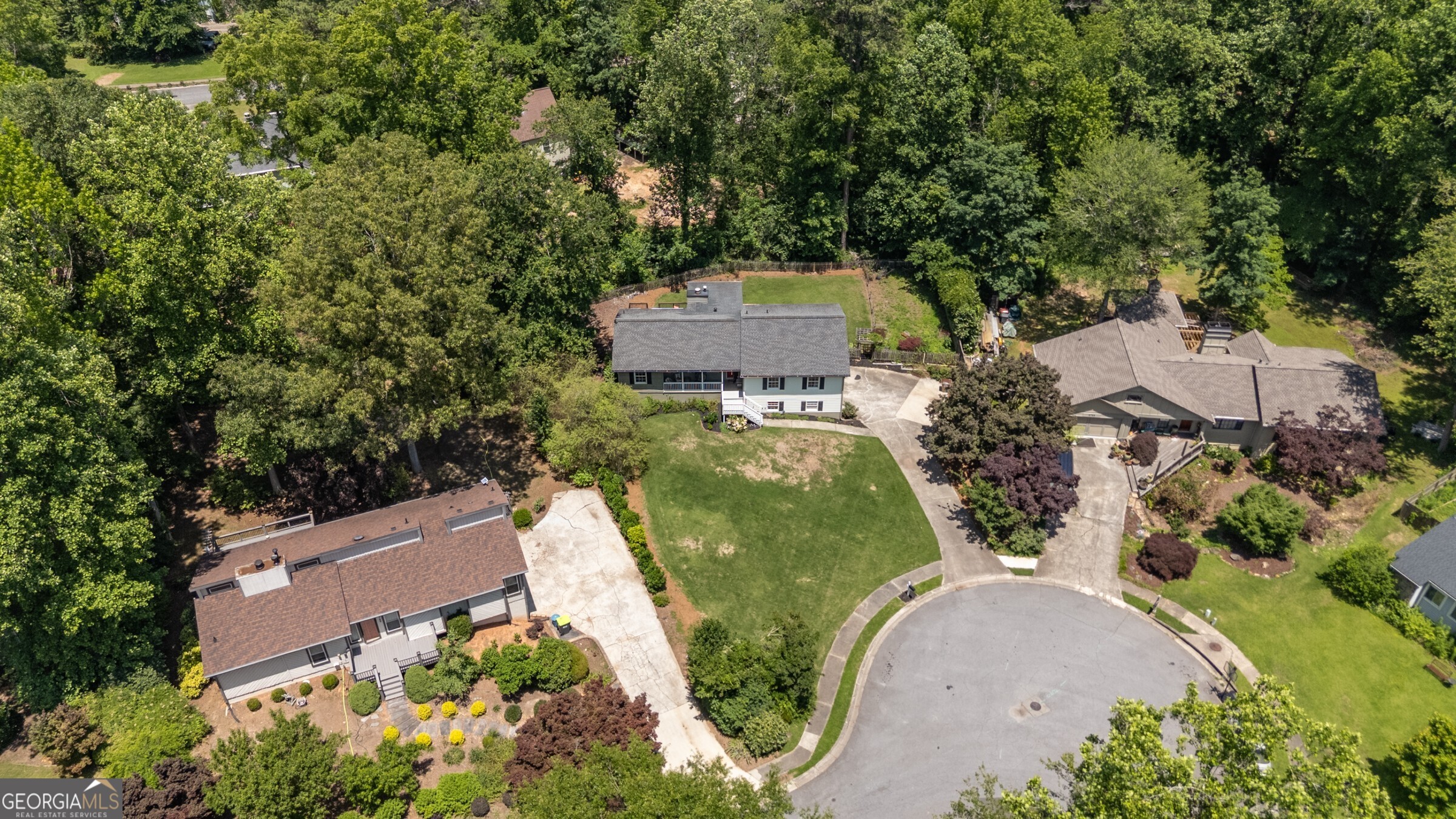 2795 Bentwood Drive