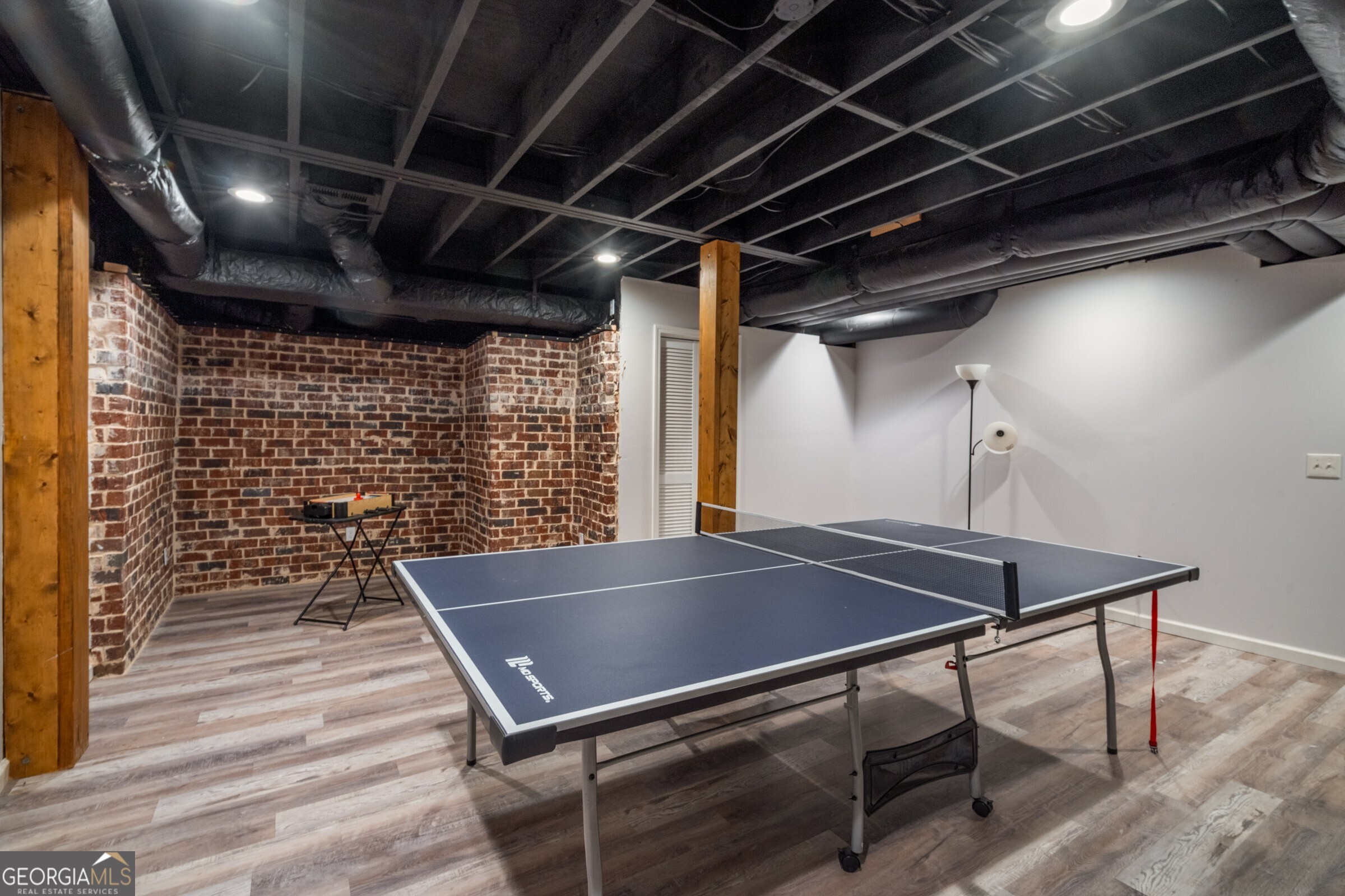2795 Bentwood Drive