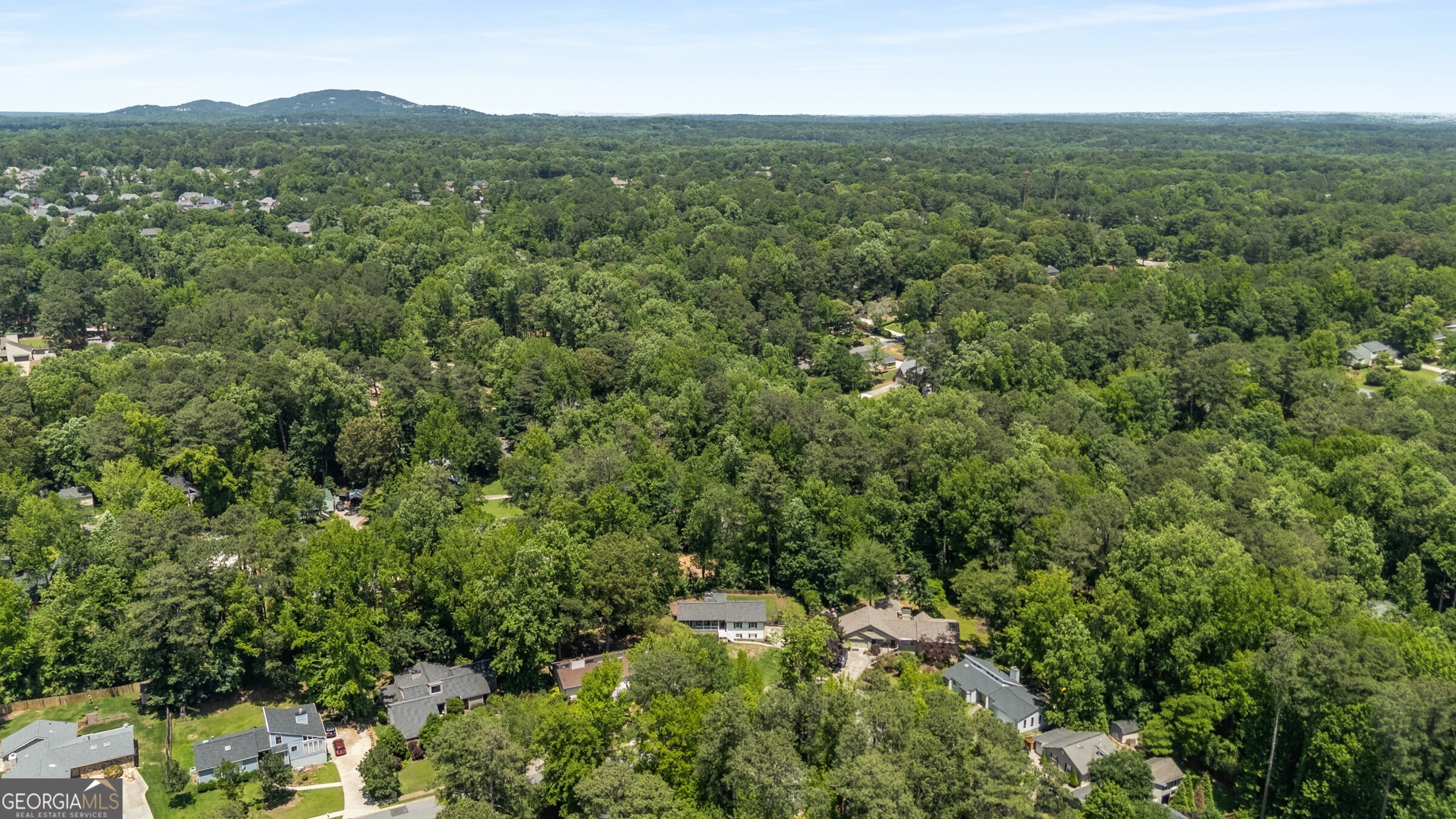 2795 Bentwood Drive