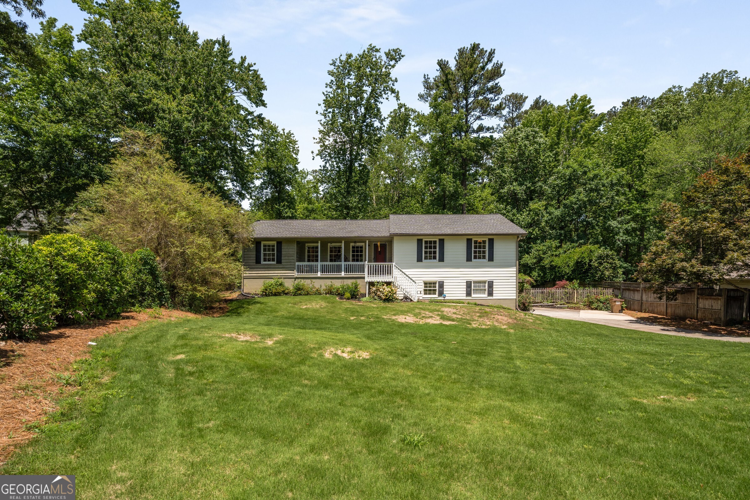 2795 Bentwood Drive