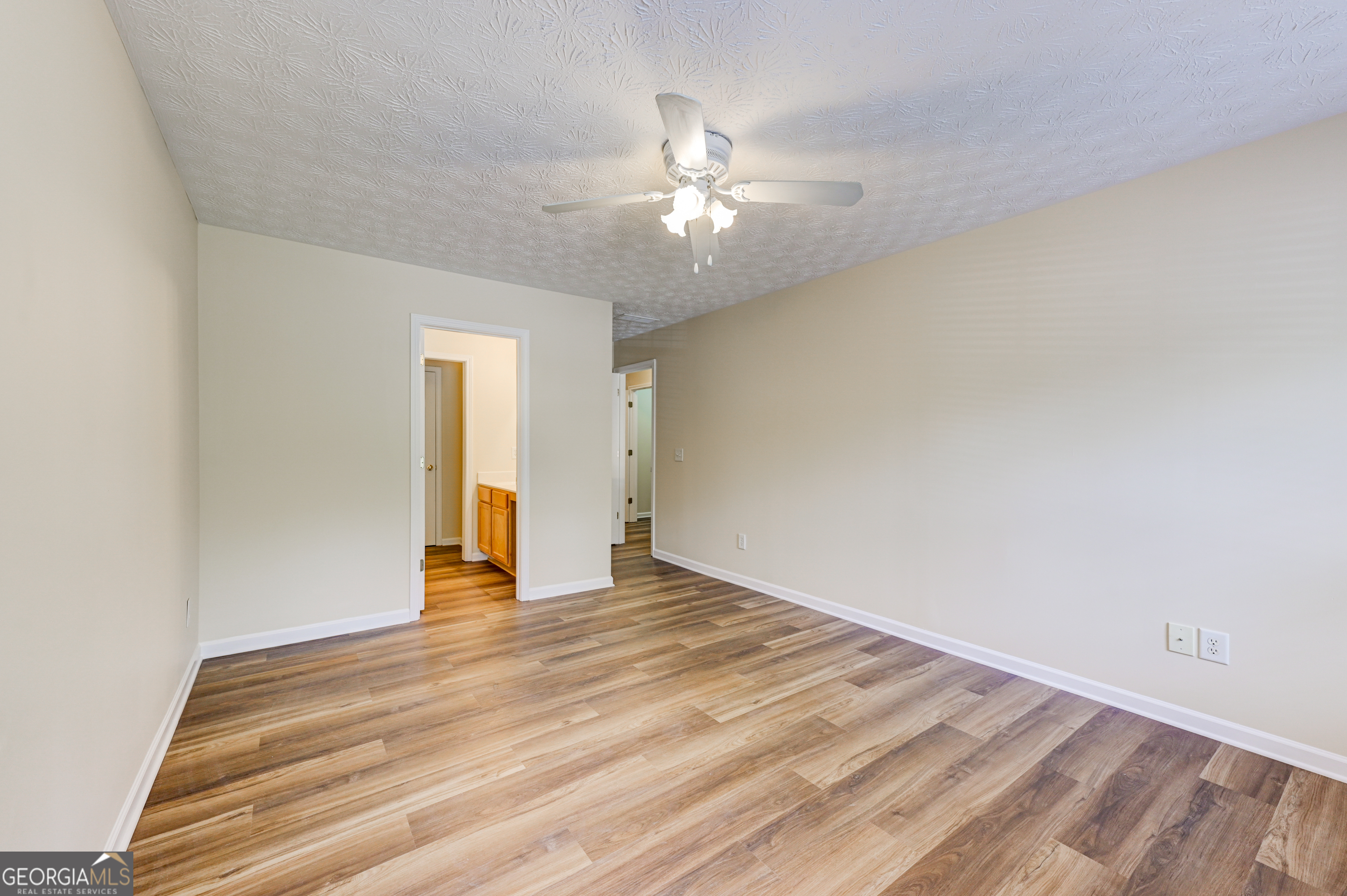 6093 Brookechase Lane