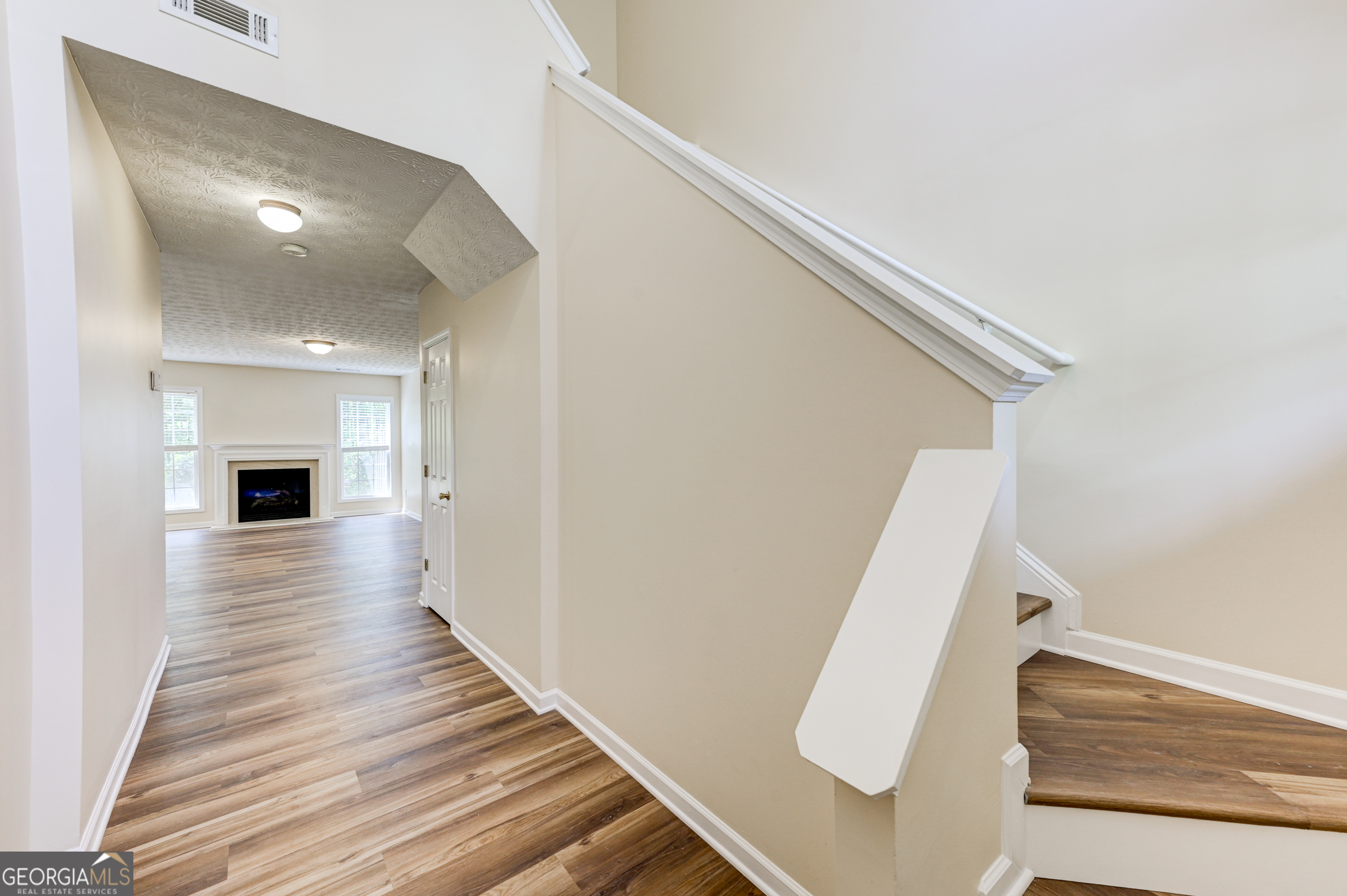 6093 Brookechase Lane