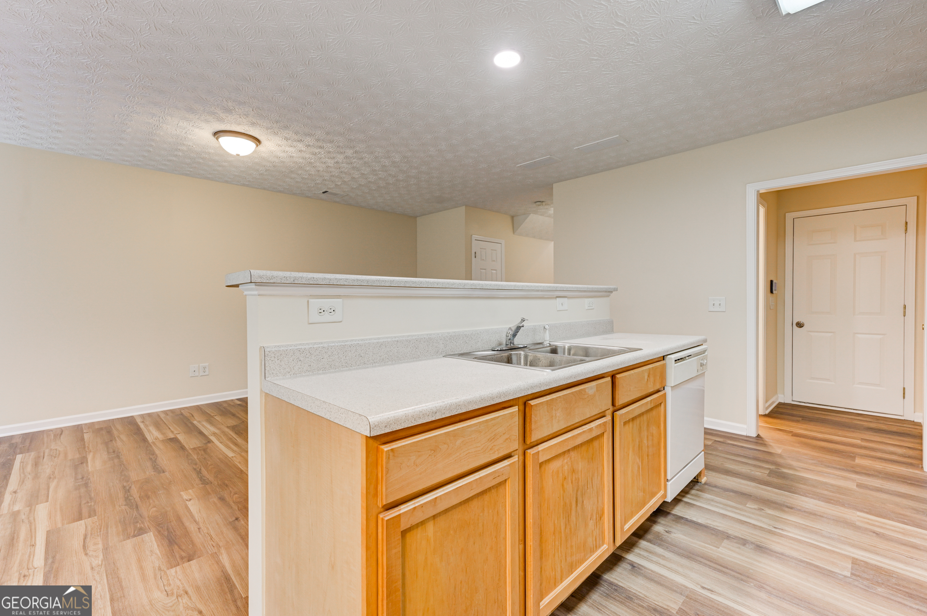 6093 Brookechase Lane