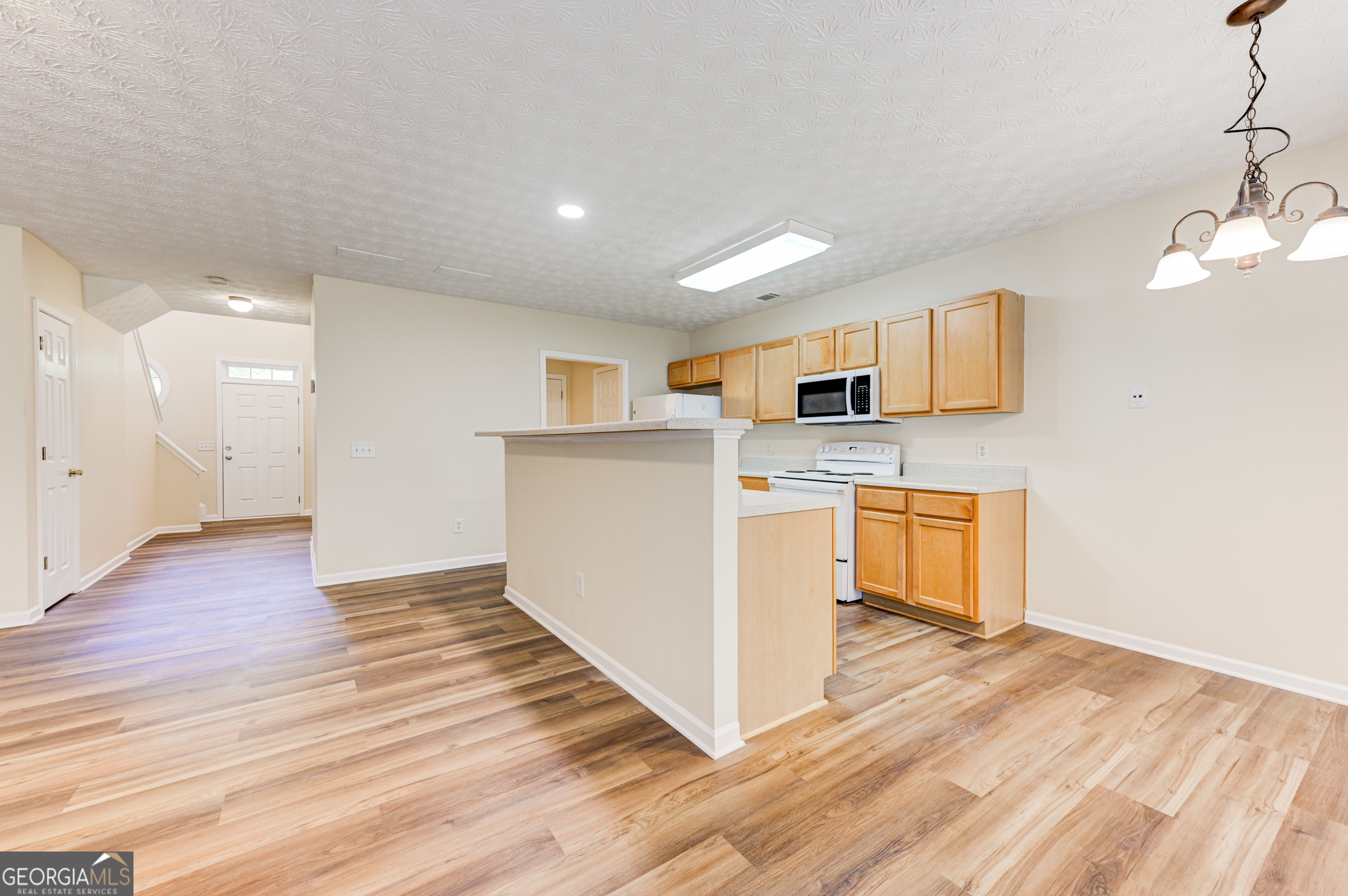 6093 Brookechase Lane