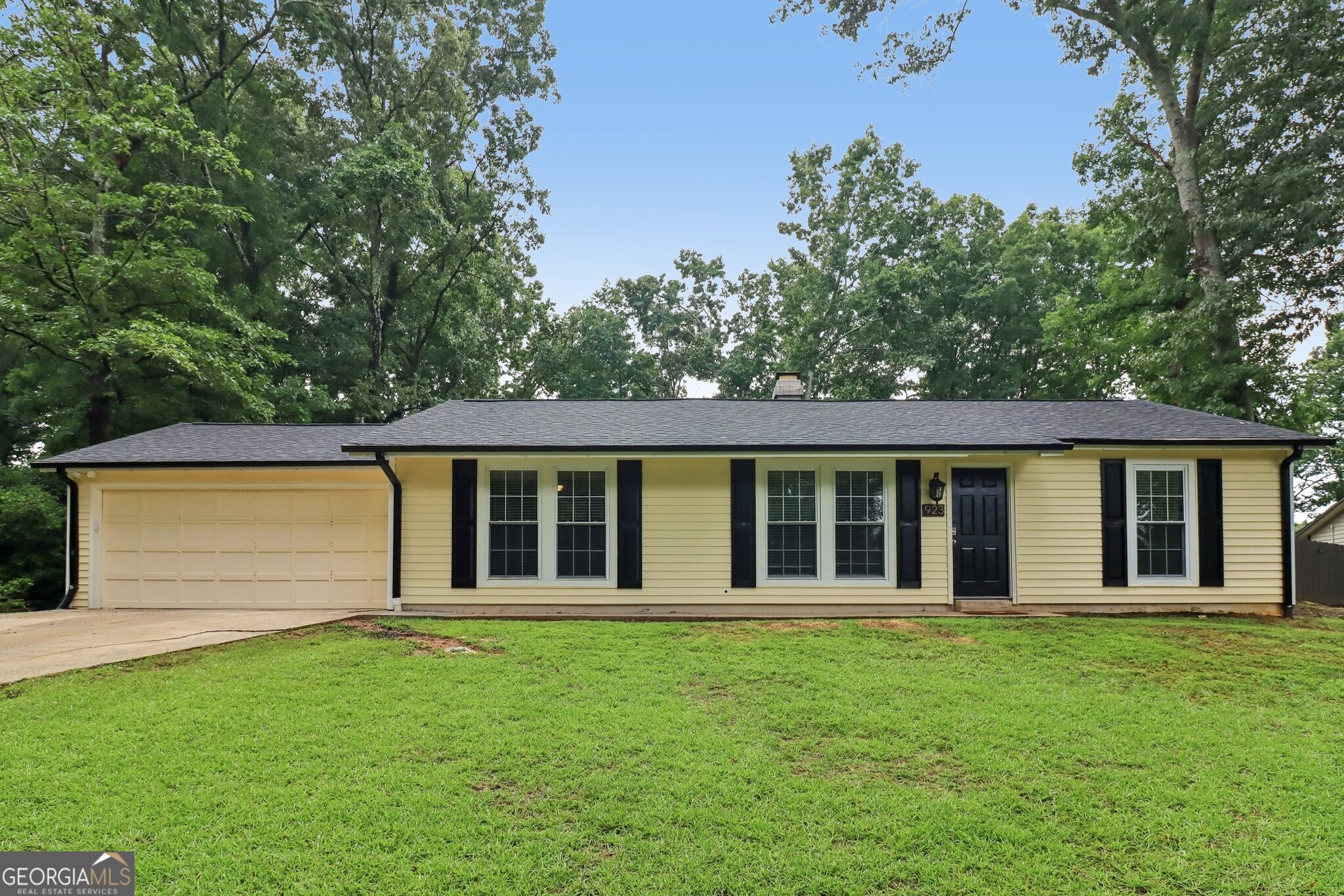 923 Bay Berry Lane