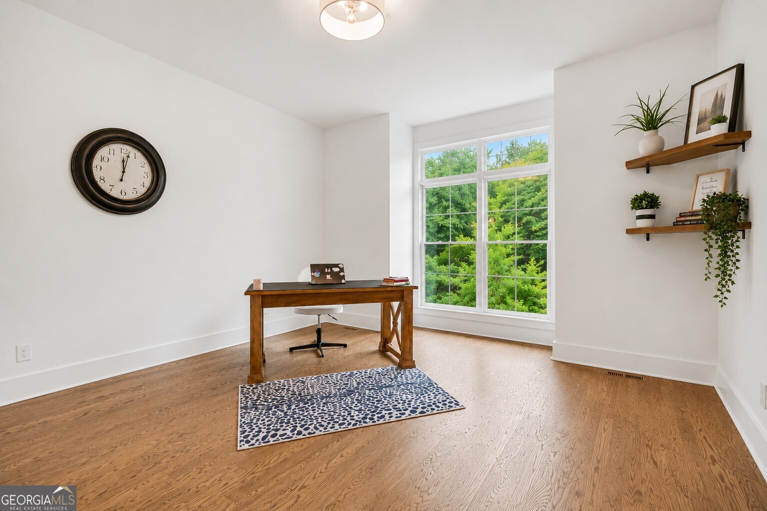 609 Reed Road SE