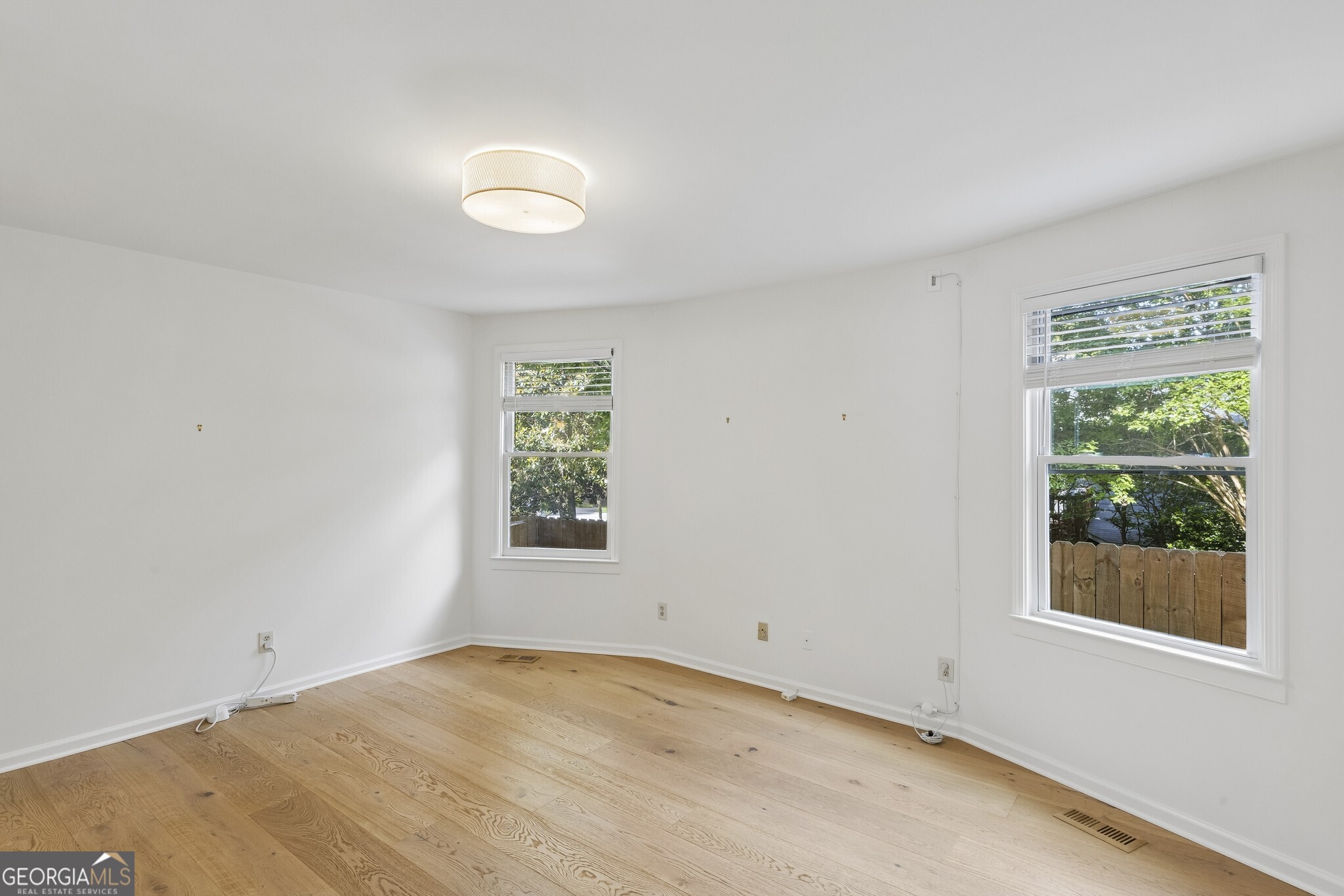 846 Saint Charles Avenue NE # B