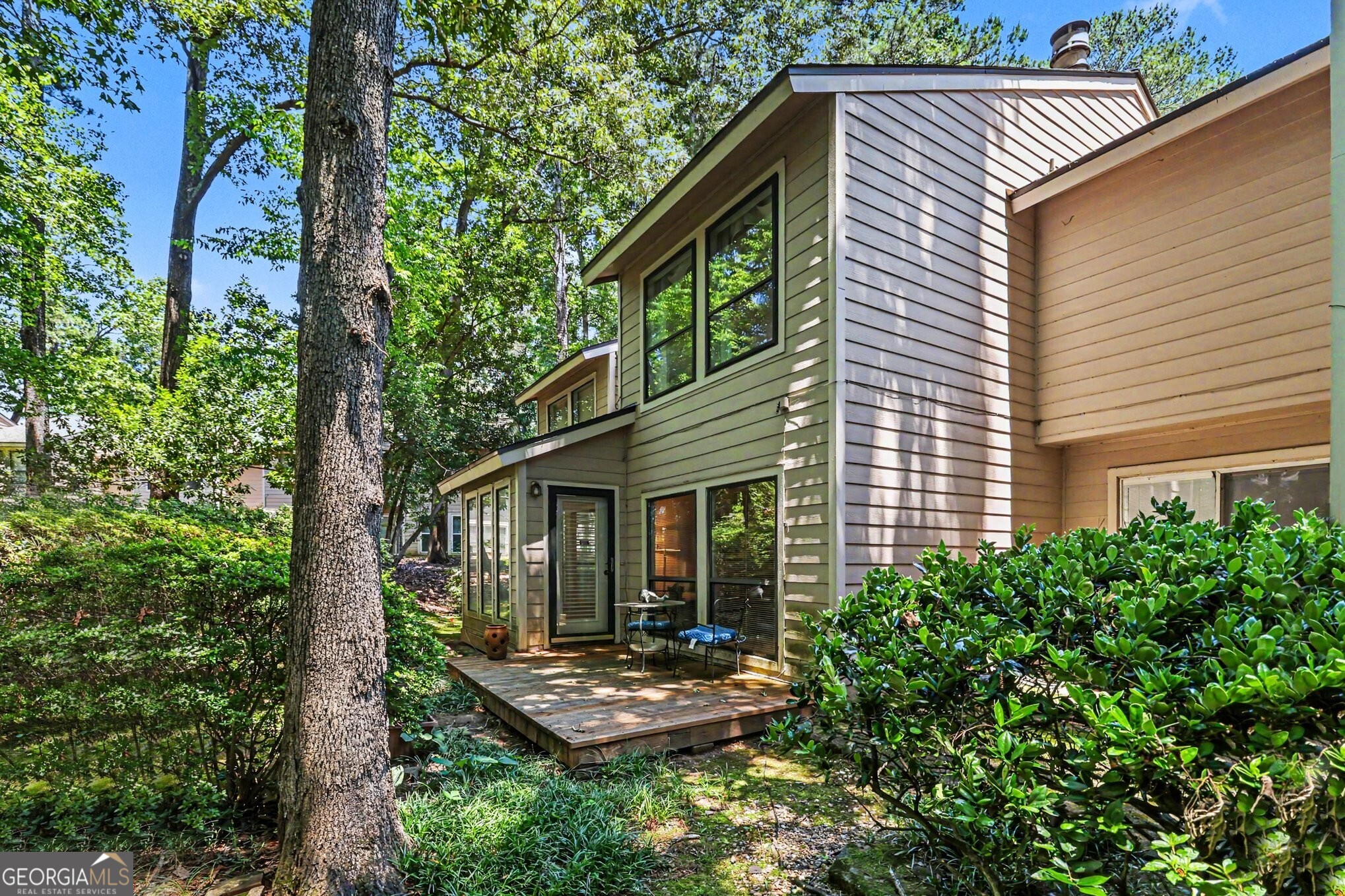 4862 Twin Lakes Trail