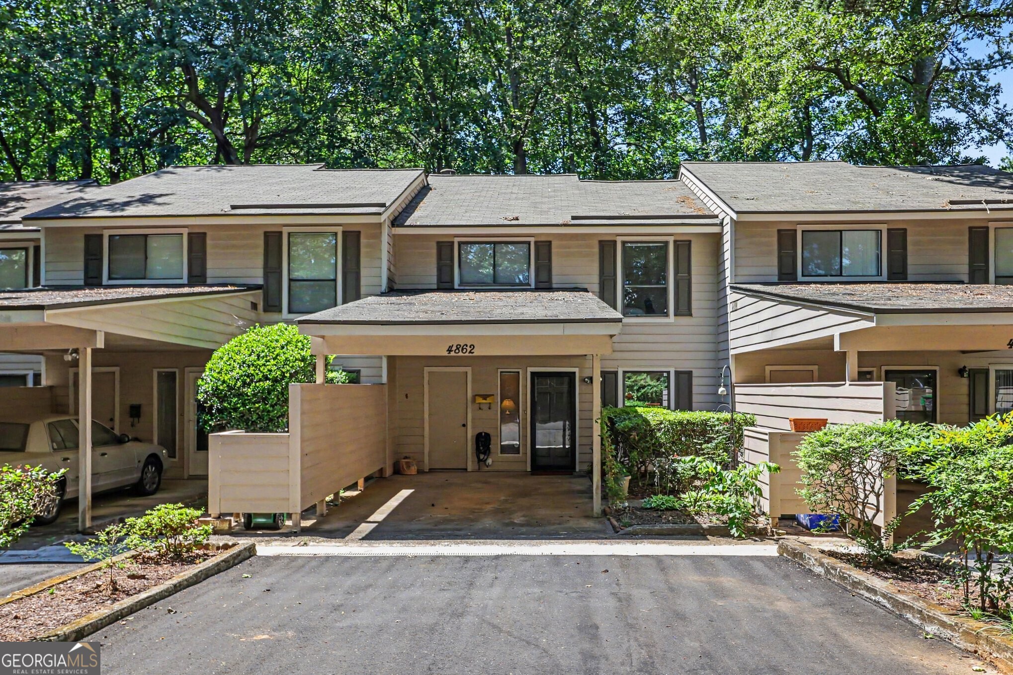 4862 Twin Lakes Trail