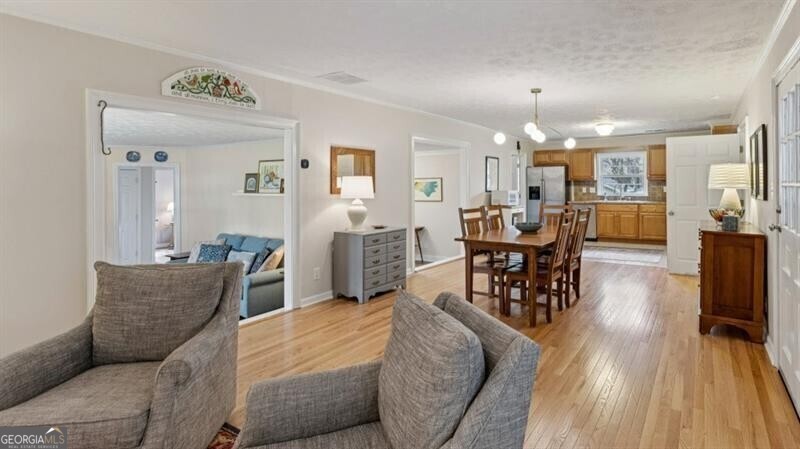 3972 N Peachtree