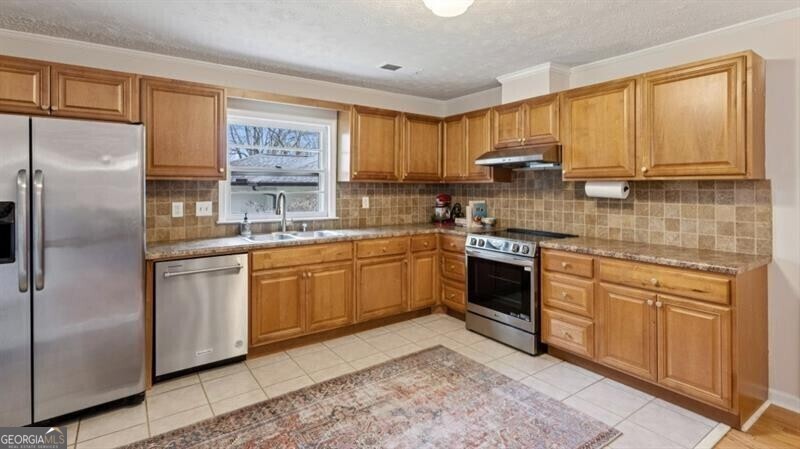 3972 N Peachtree