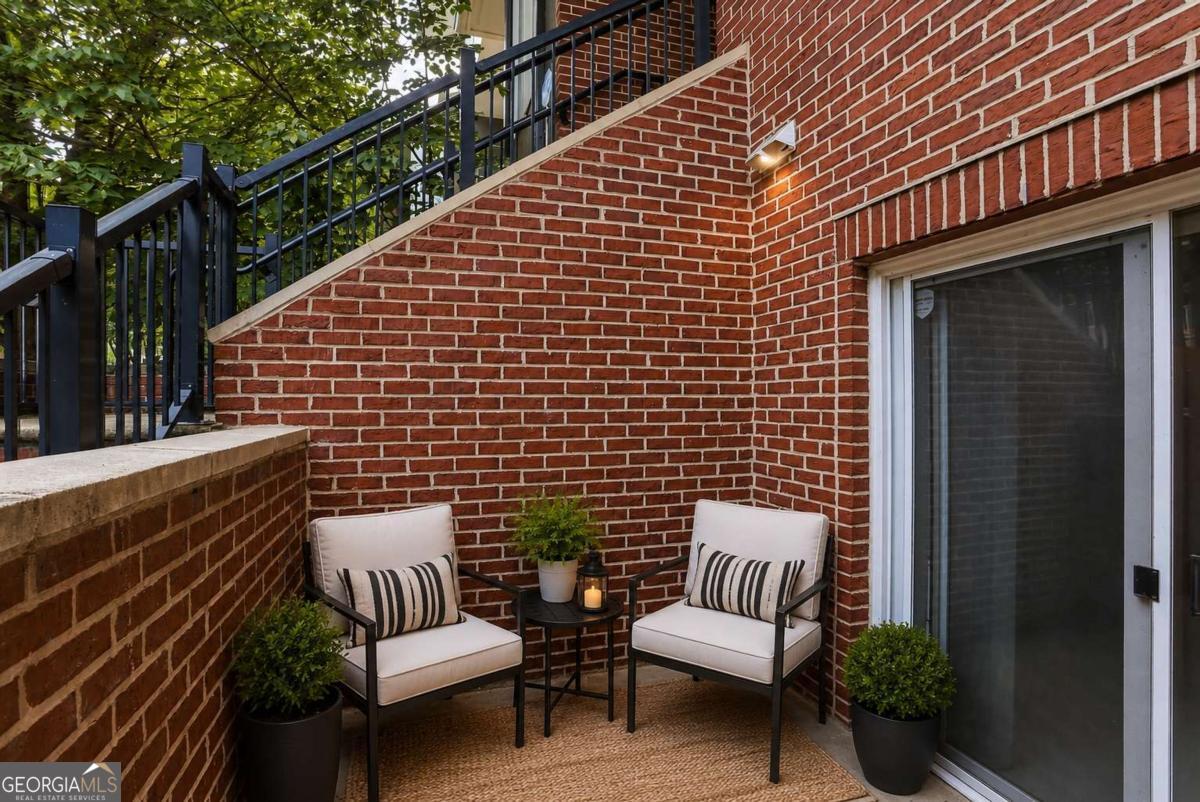 745 Fountainhead Lane NE # 111