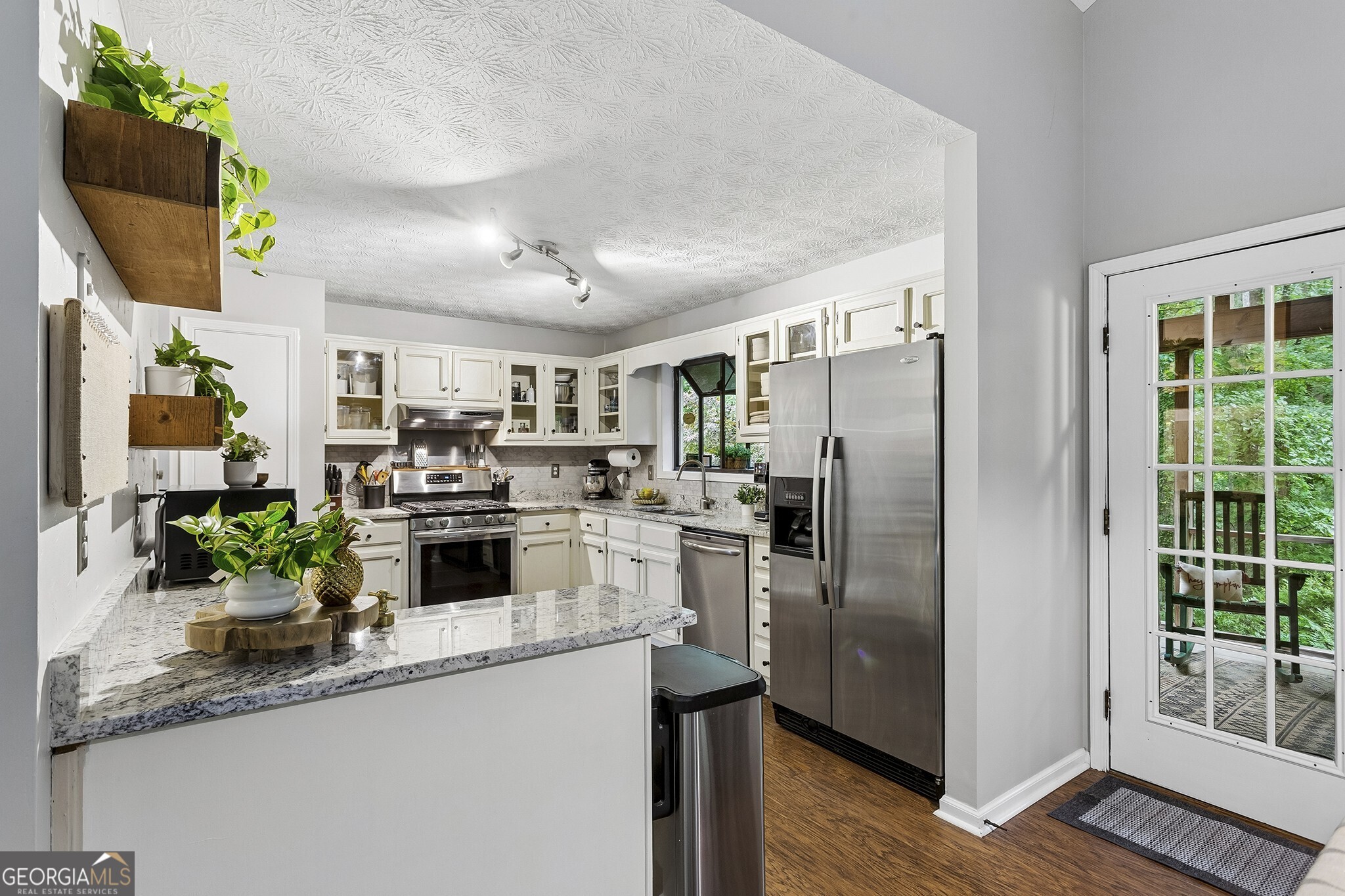696 Cades Cove Court
