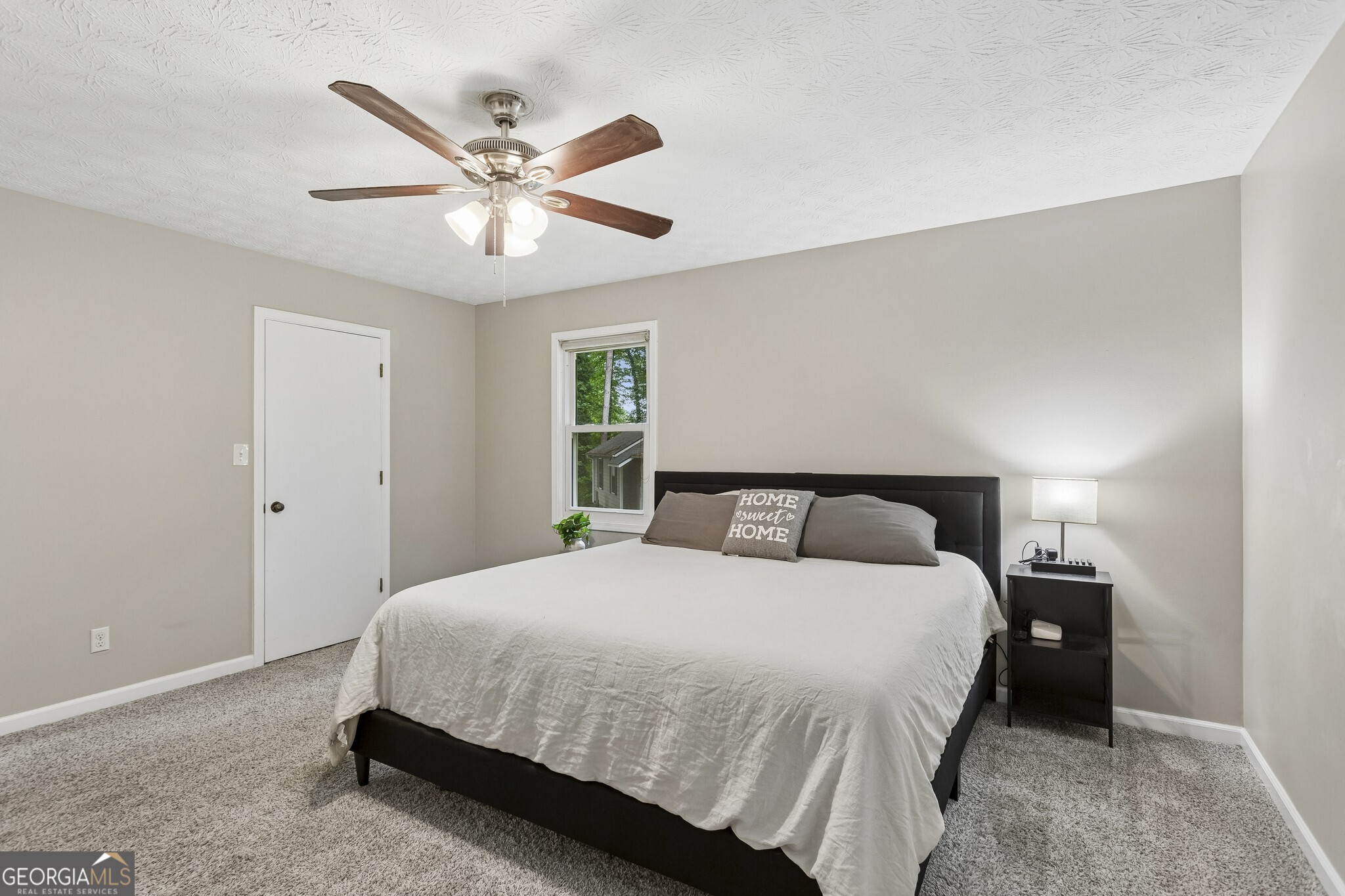 696 Cades Cove Court