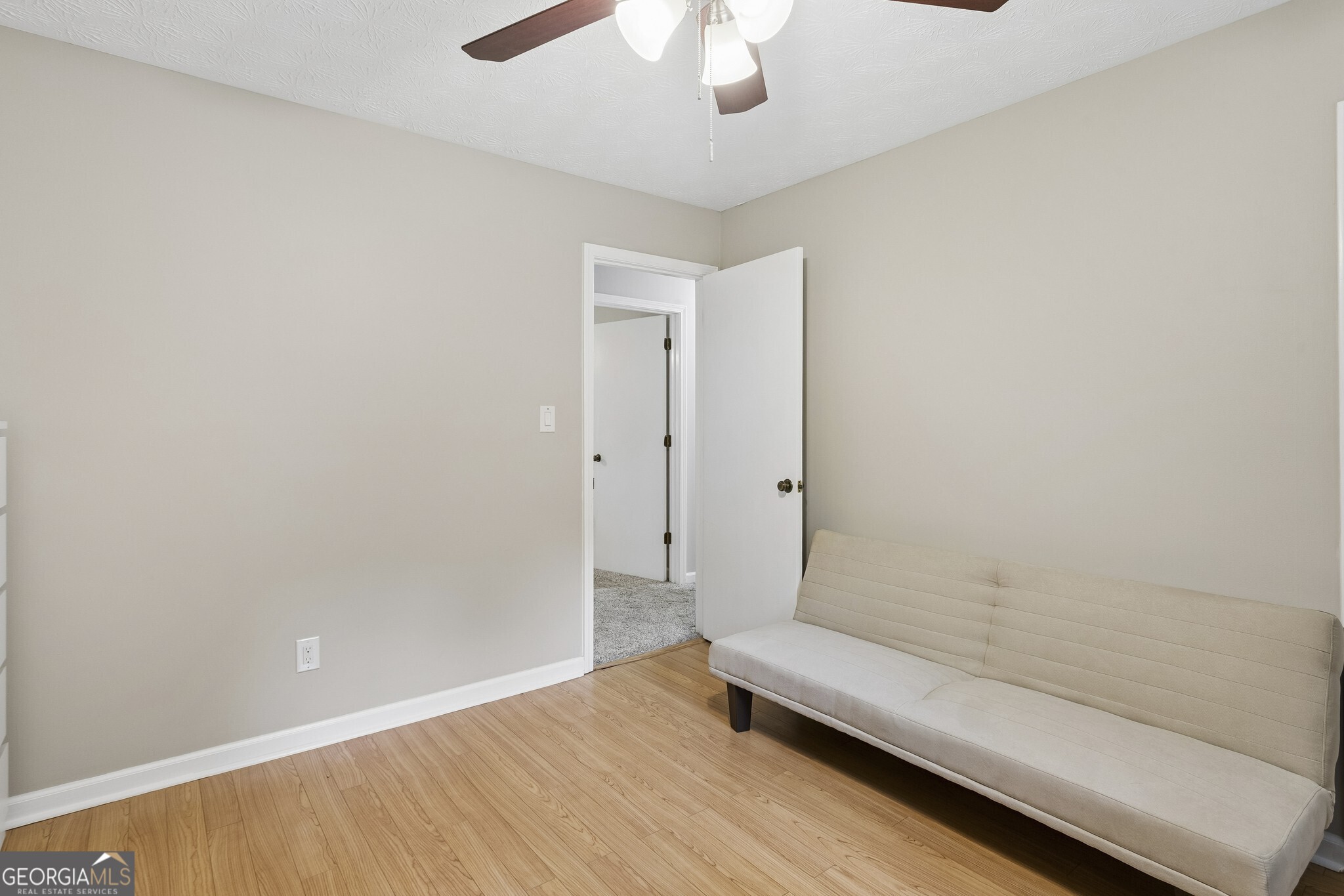 696 Cades Cove Court