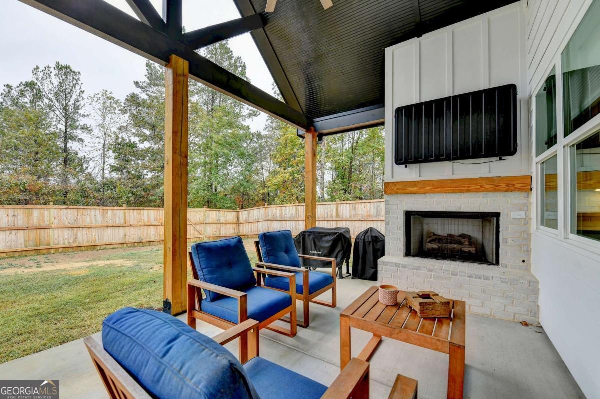 612 Walker Court