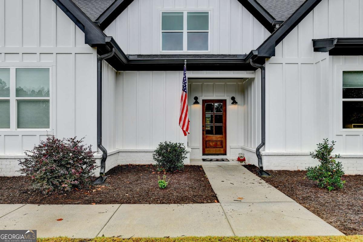 612 Walker Court