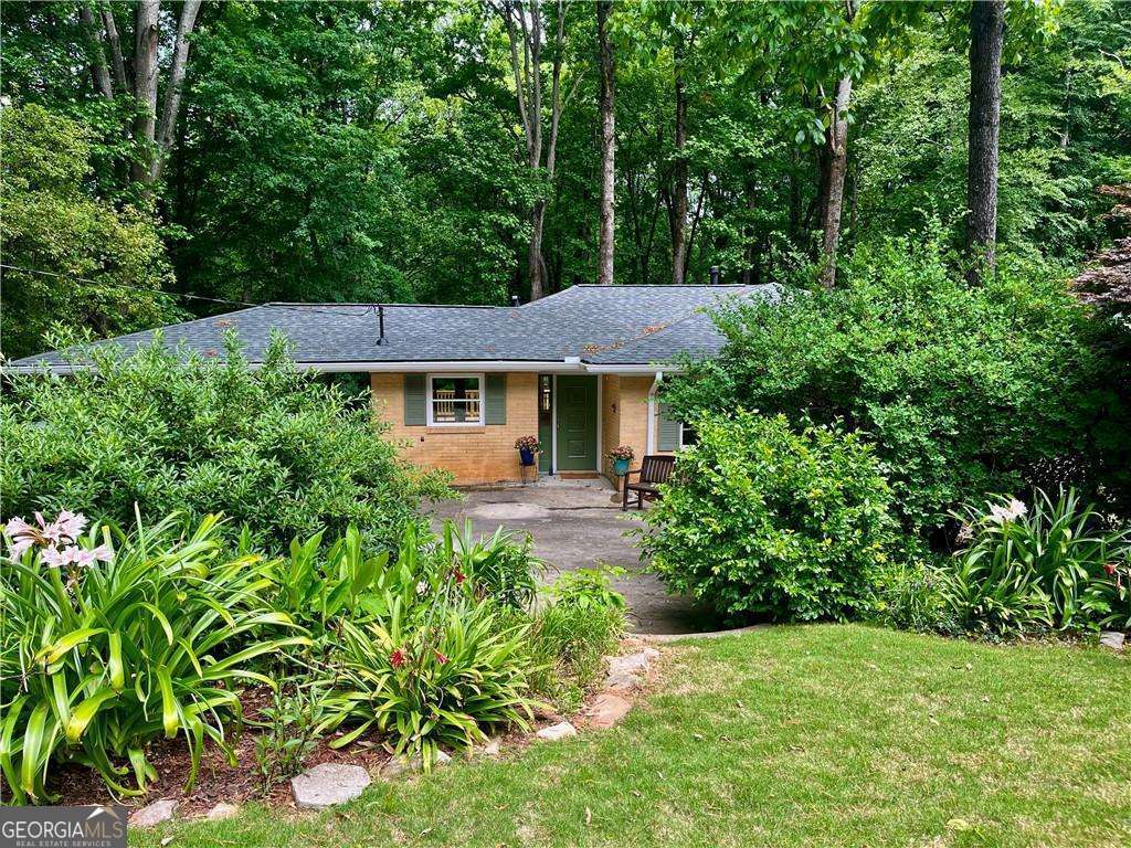 2774 Overlook Drive