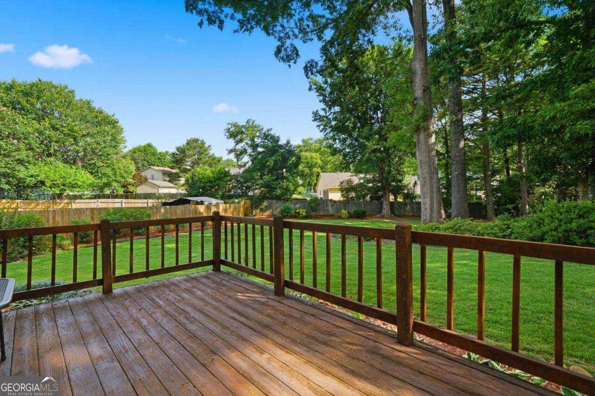 4231 Creek Hollow Way
