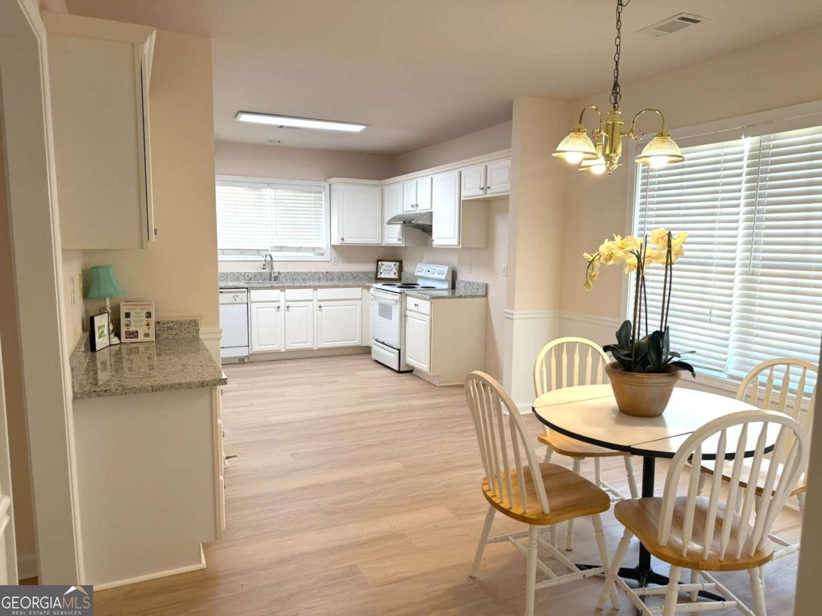 492 Mimosa Grove Crossing