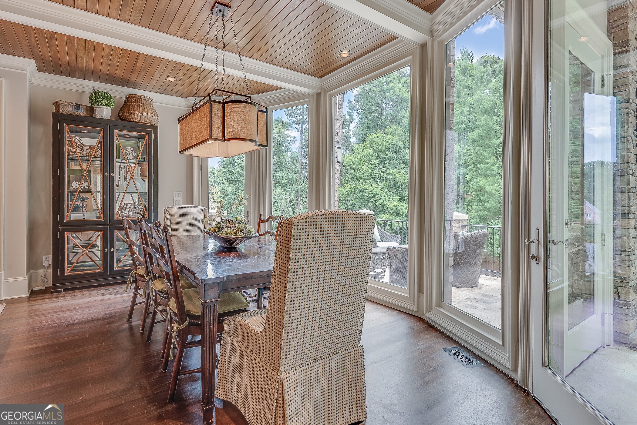 2494 Oak Grove Estates NE