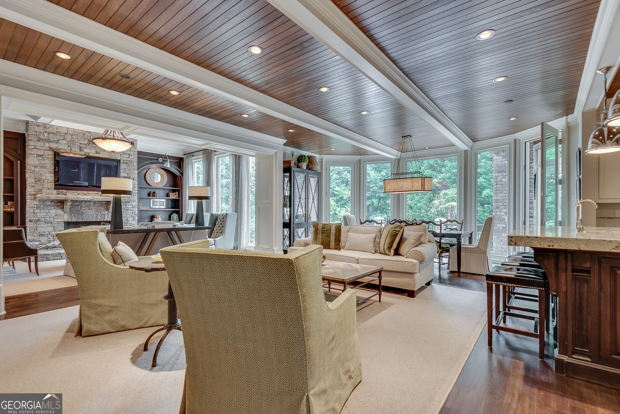 2494 Oak Grove Estates NE