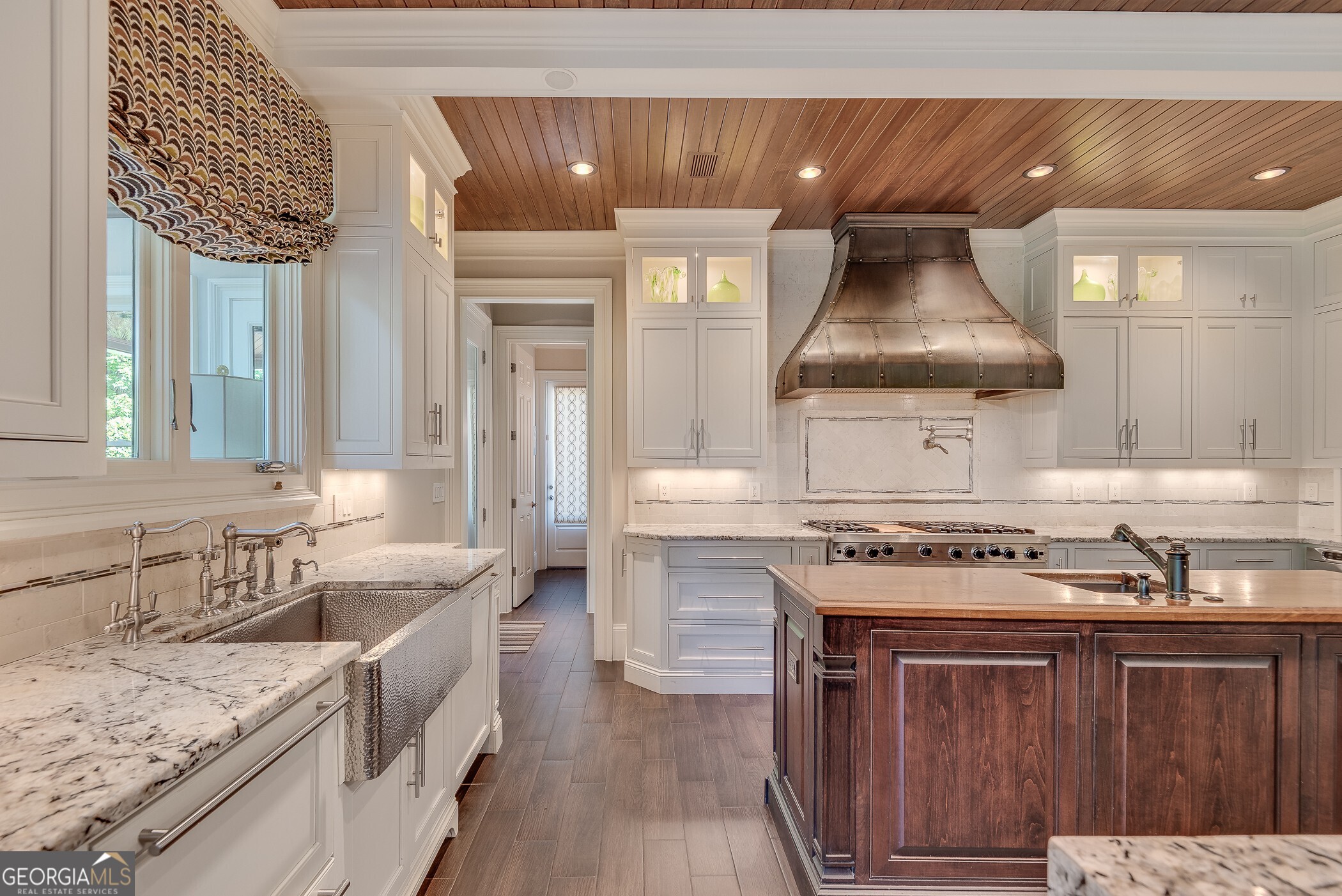 2494 Oak Grove Estates NE