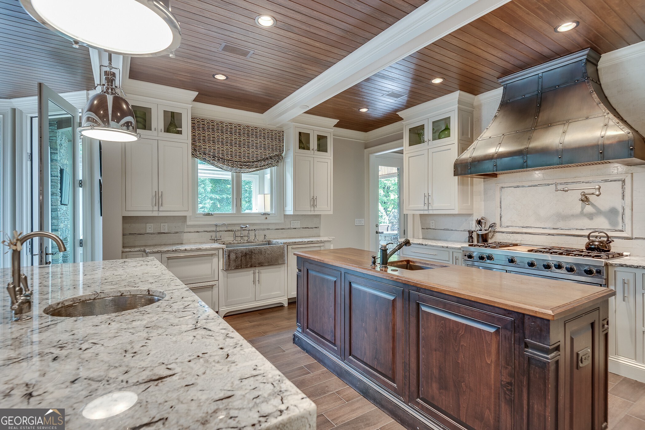2494 Oak Grove Estates NE