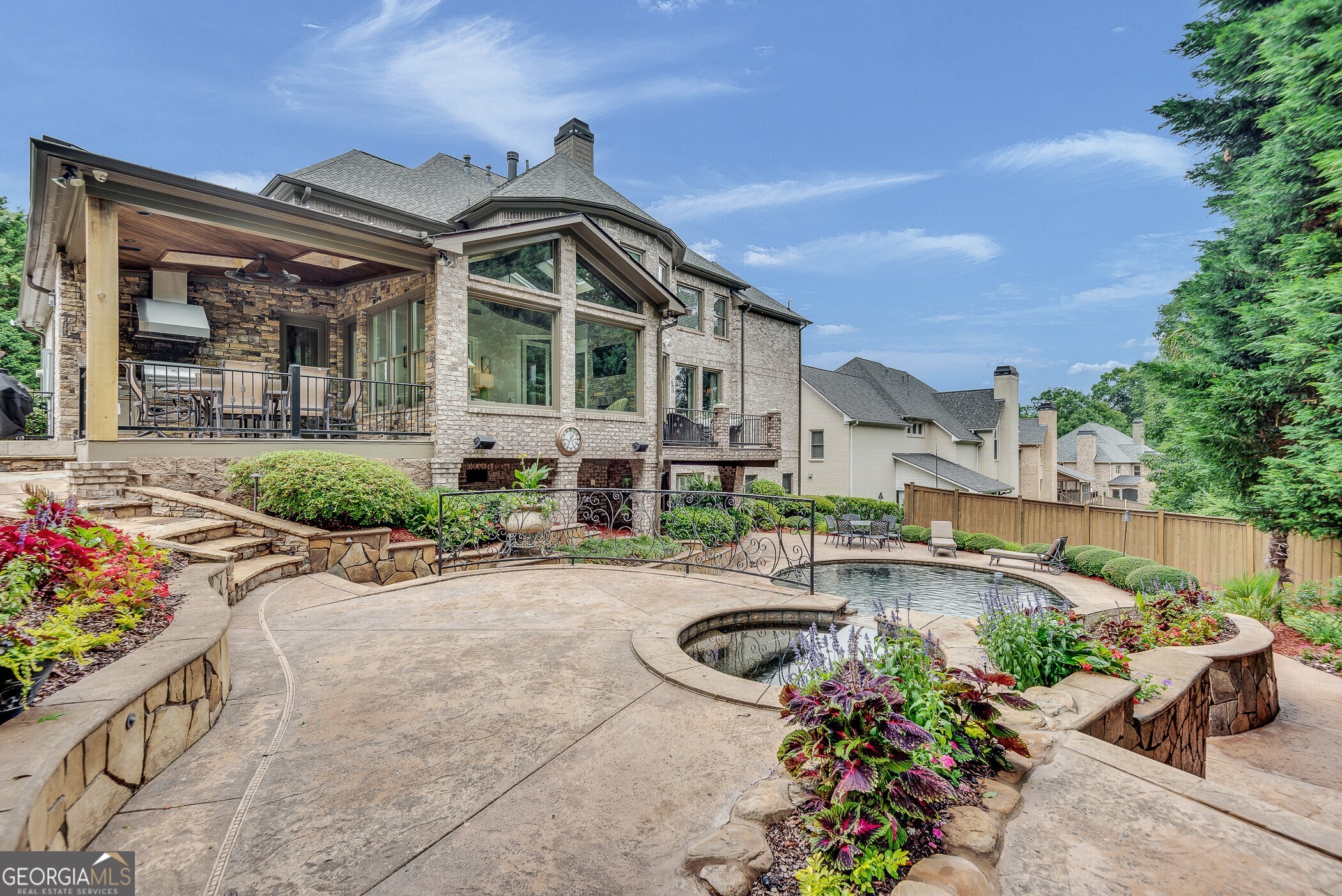 2494 Oak Grove Estates NE
