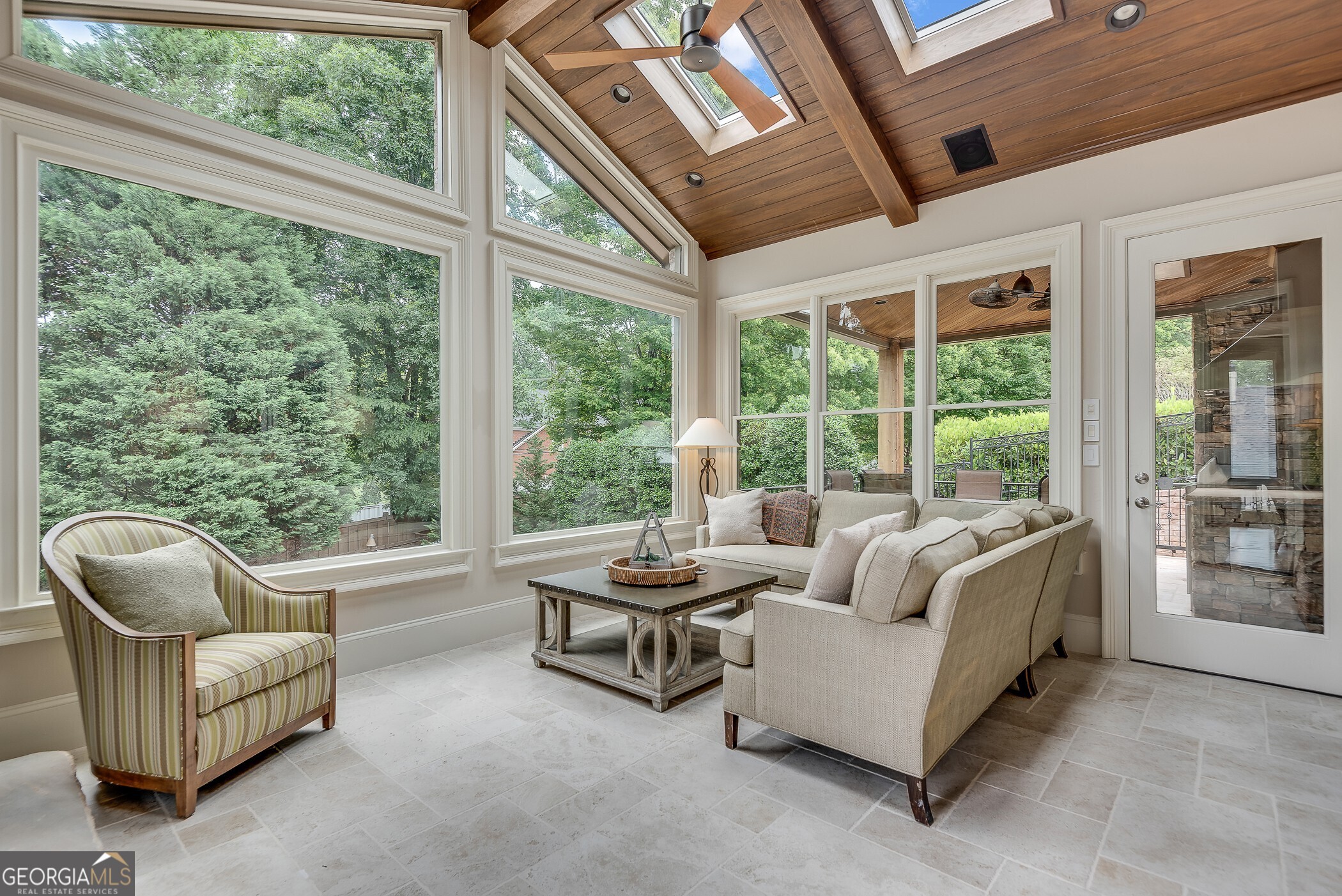 2494 Oak Grove Estates NE