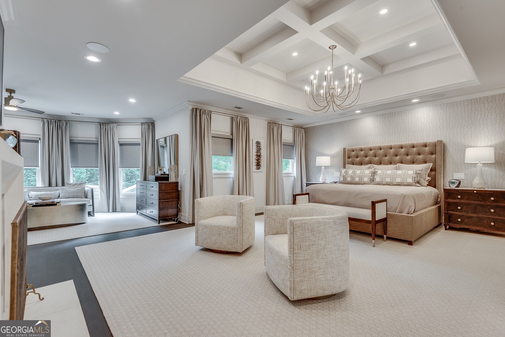 2494 Oak Grove Estates NE