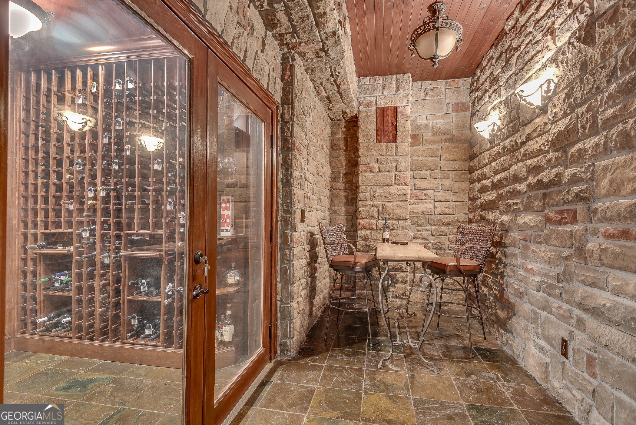 2494 Oak Grove Estates NE