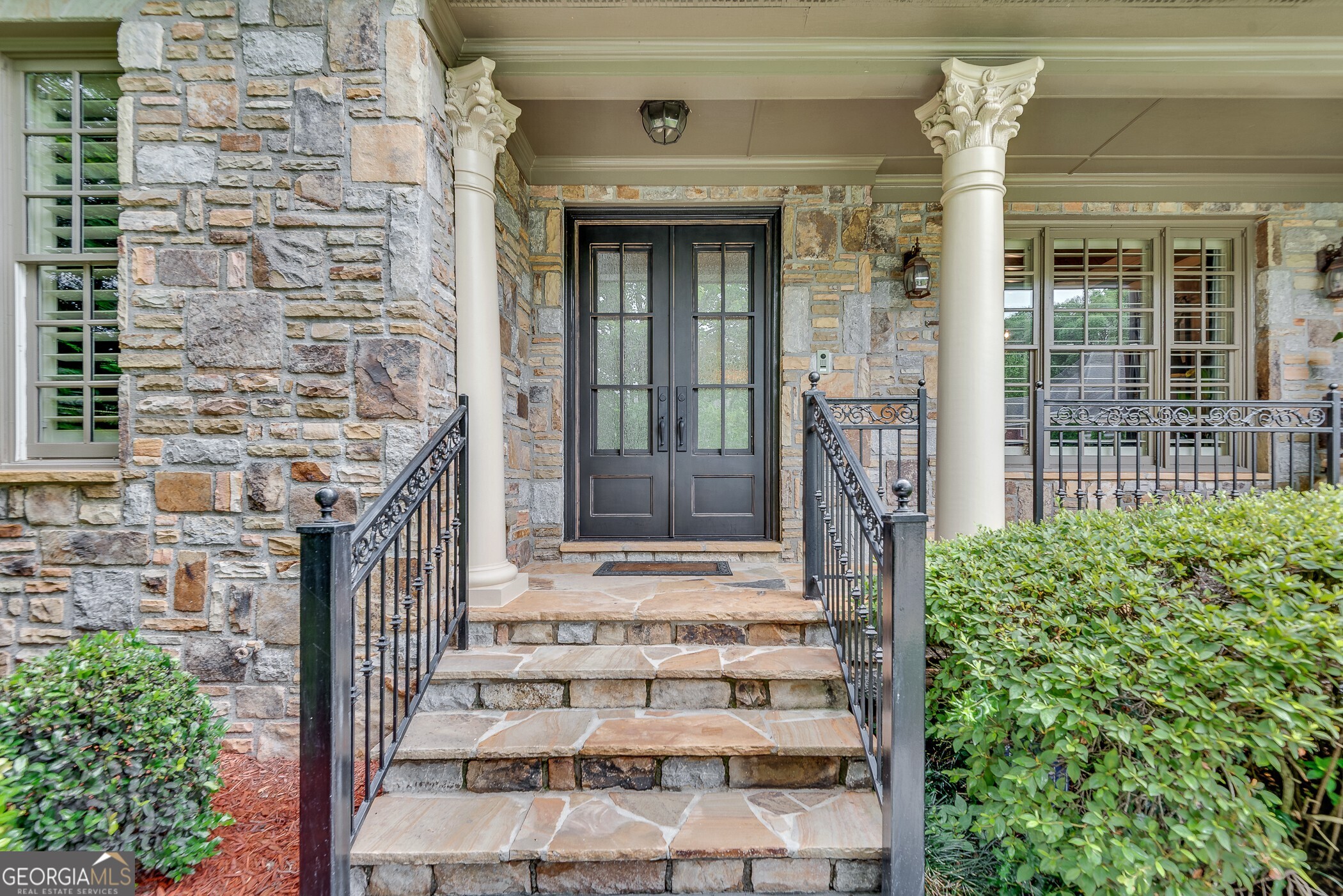 2494 Oak Grove Estates NE