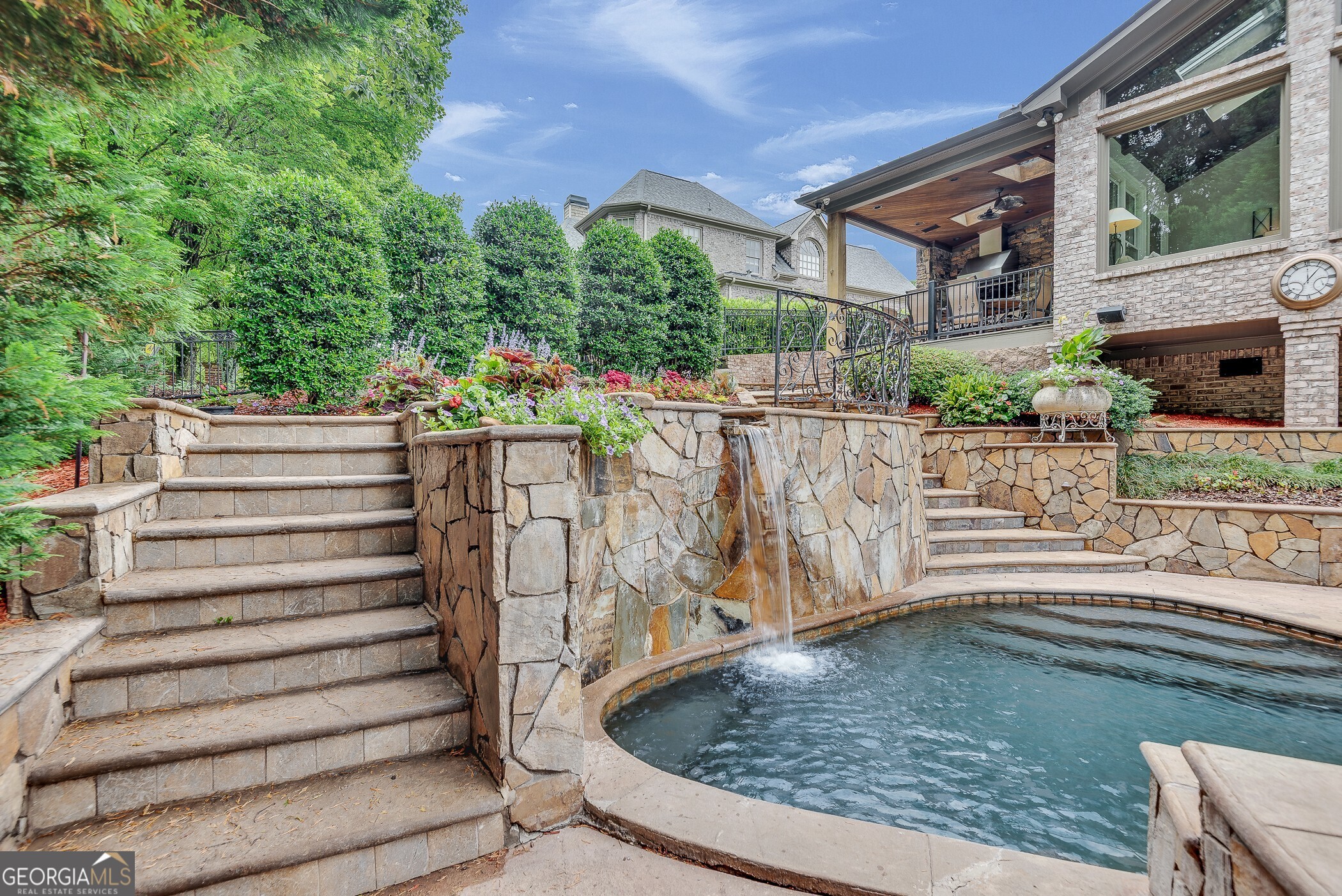 2494 Oak Grove Estates NE