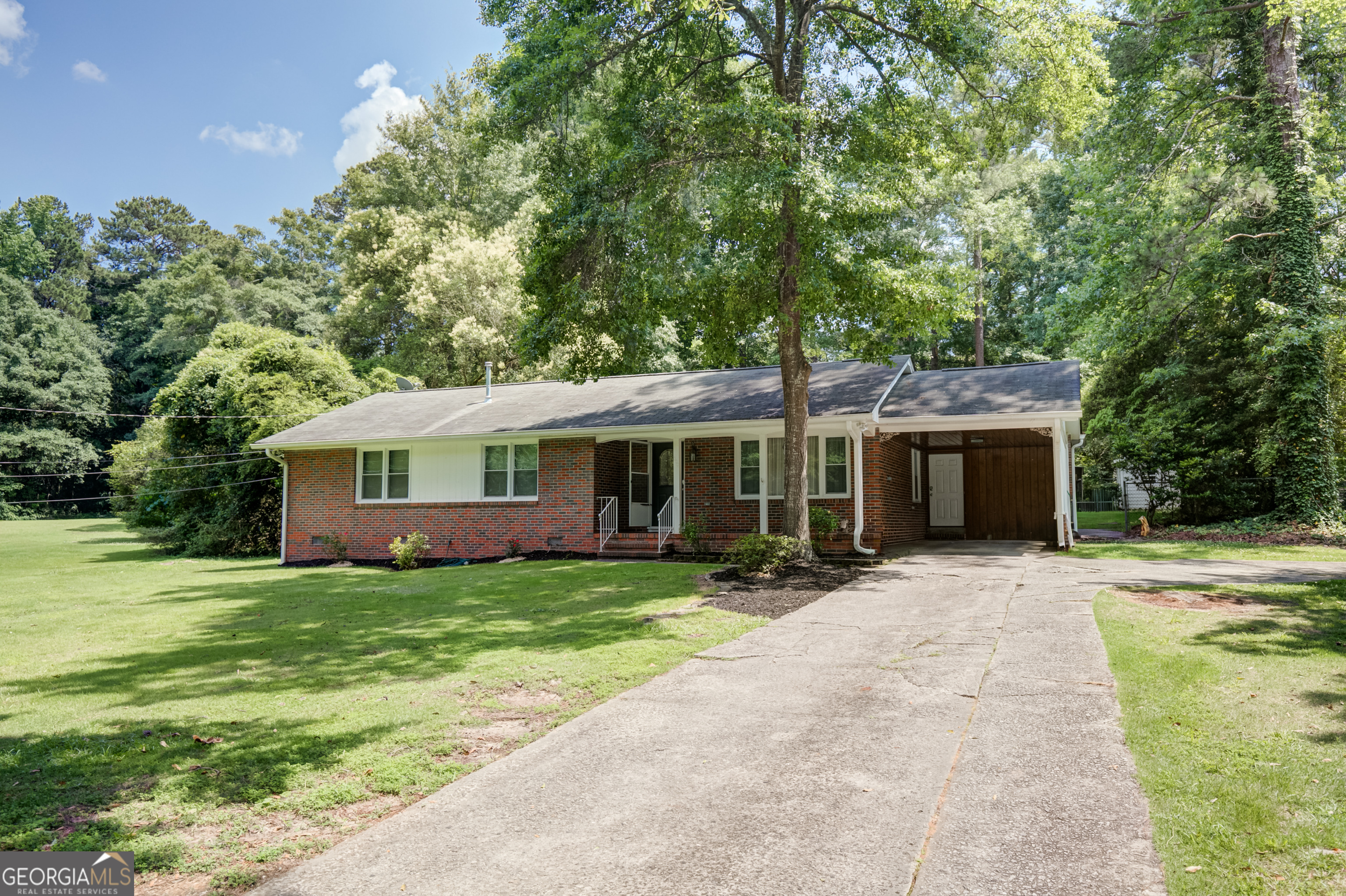 300 Kelly Drive