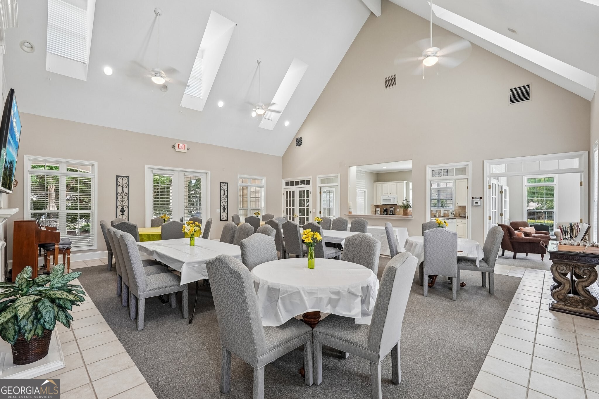 2102 Sweet Apple Circle