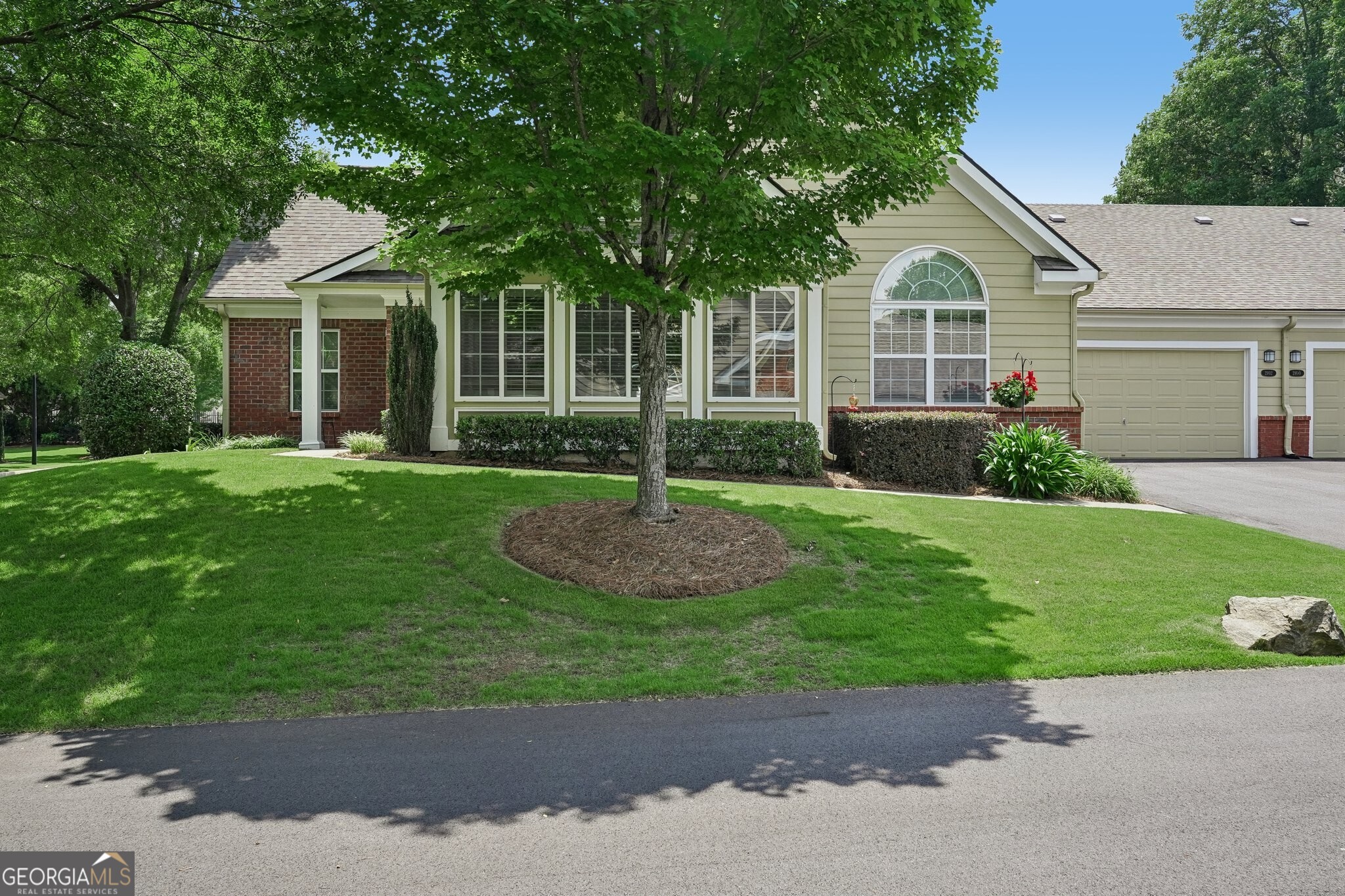 2102 Sweet Apple Circle