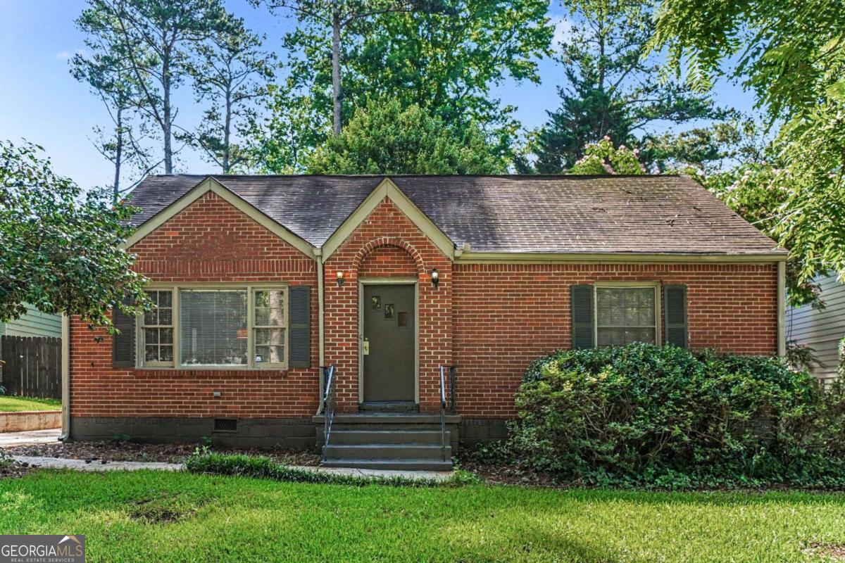 1511 Deerwood Drive