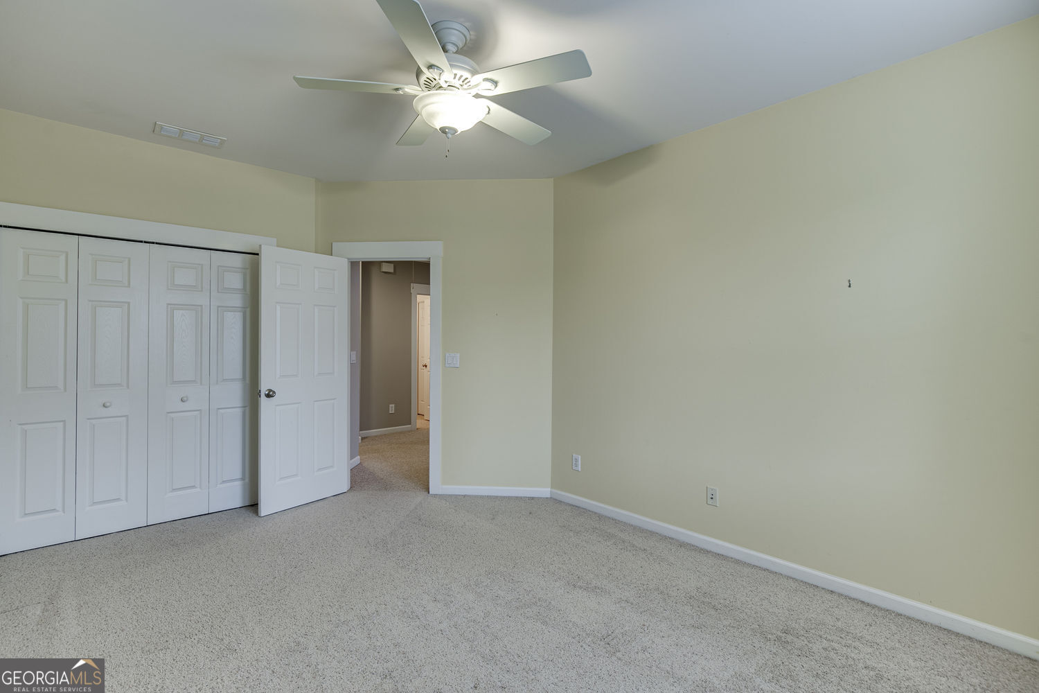 5843 Peacock Lane