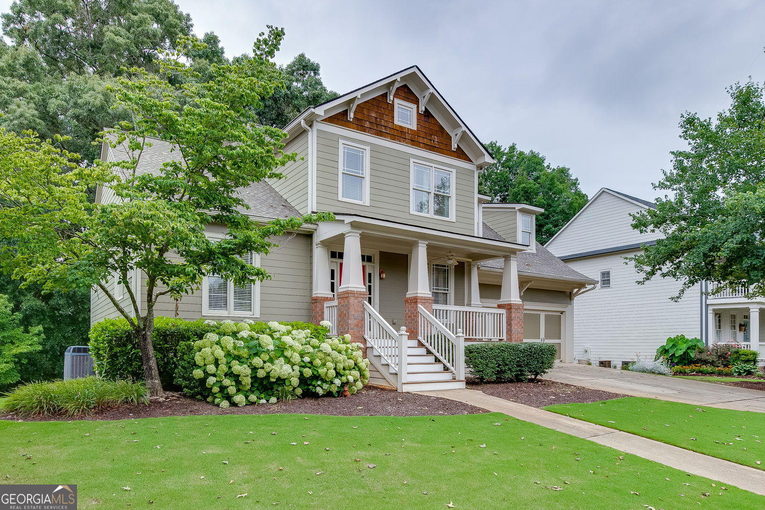 5843 Peacock Lane