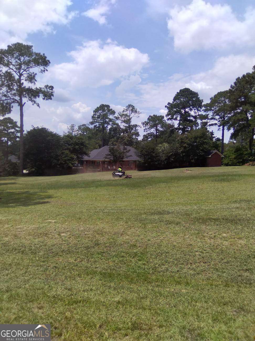 207 Timberland Drive