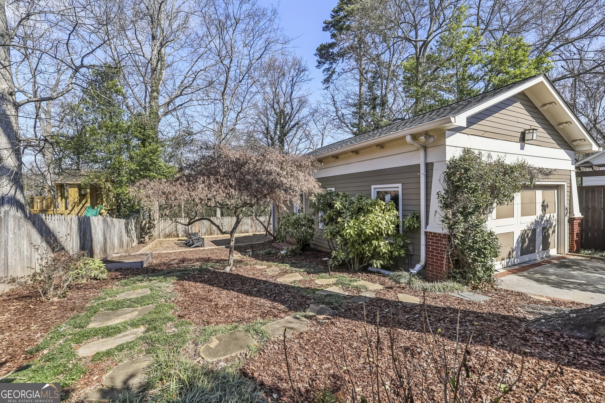 1248 Stillwood Drive NE