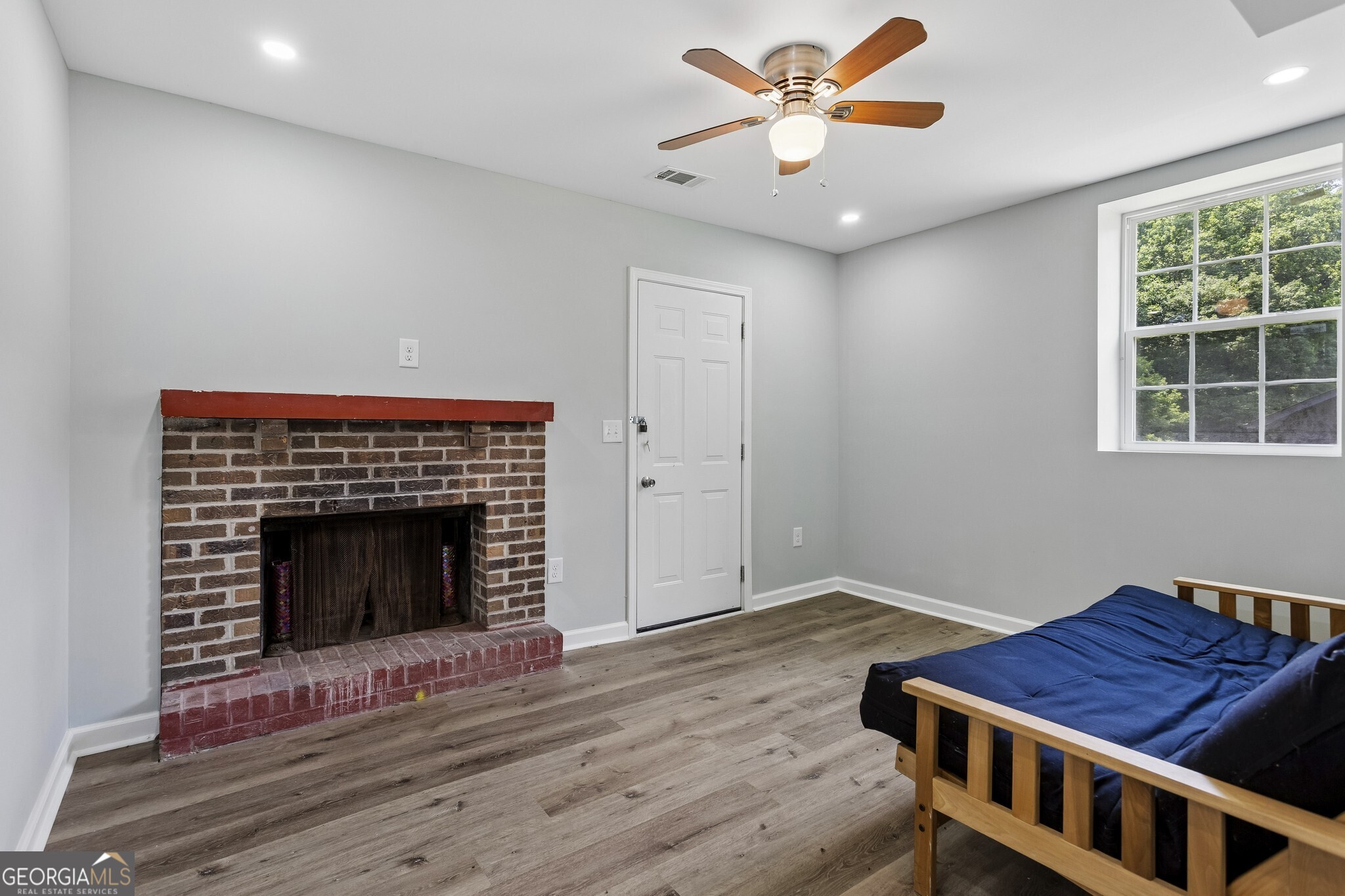 371 Pine Valley Road SW