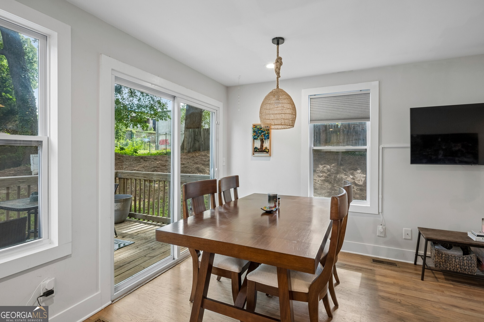 1186 Vickers Street SE