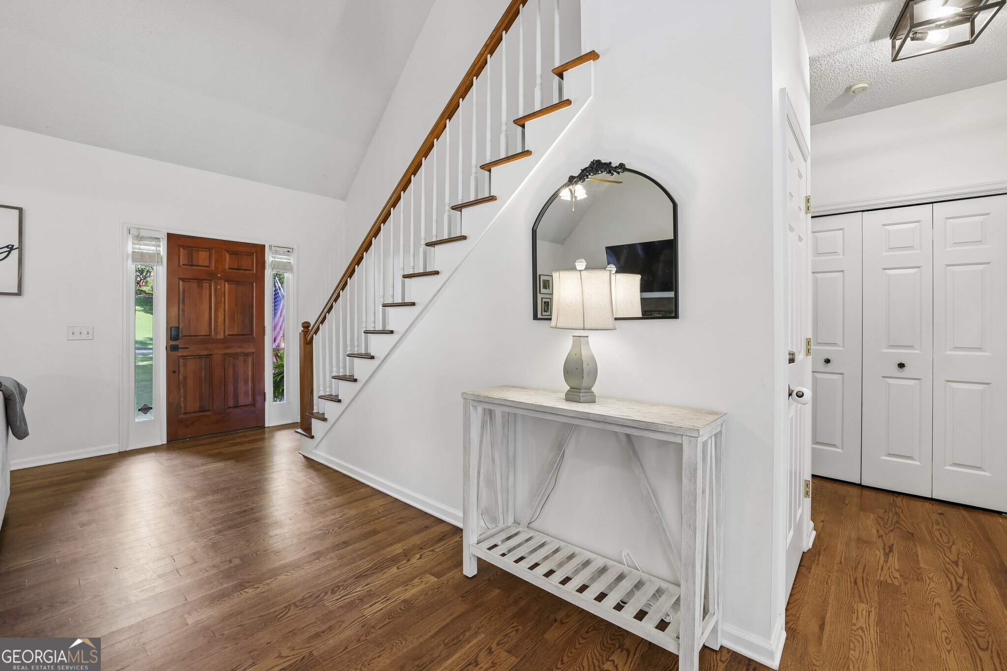 2055 Ivy Lane