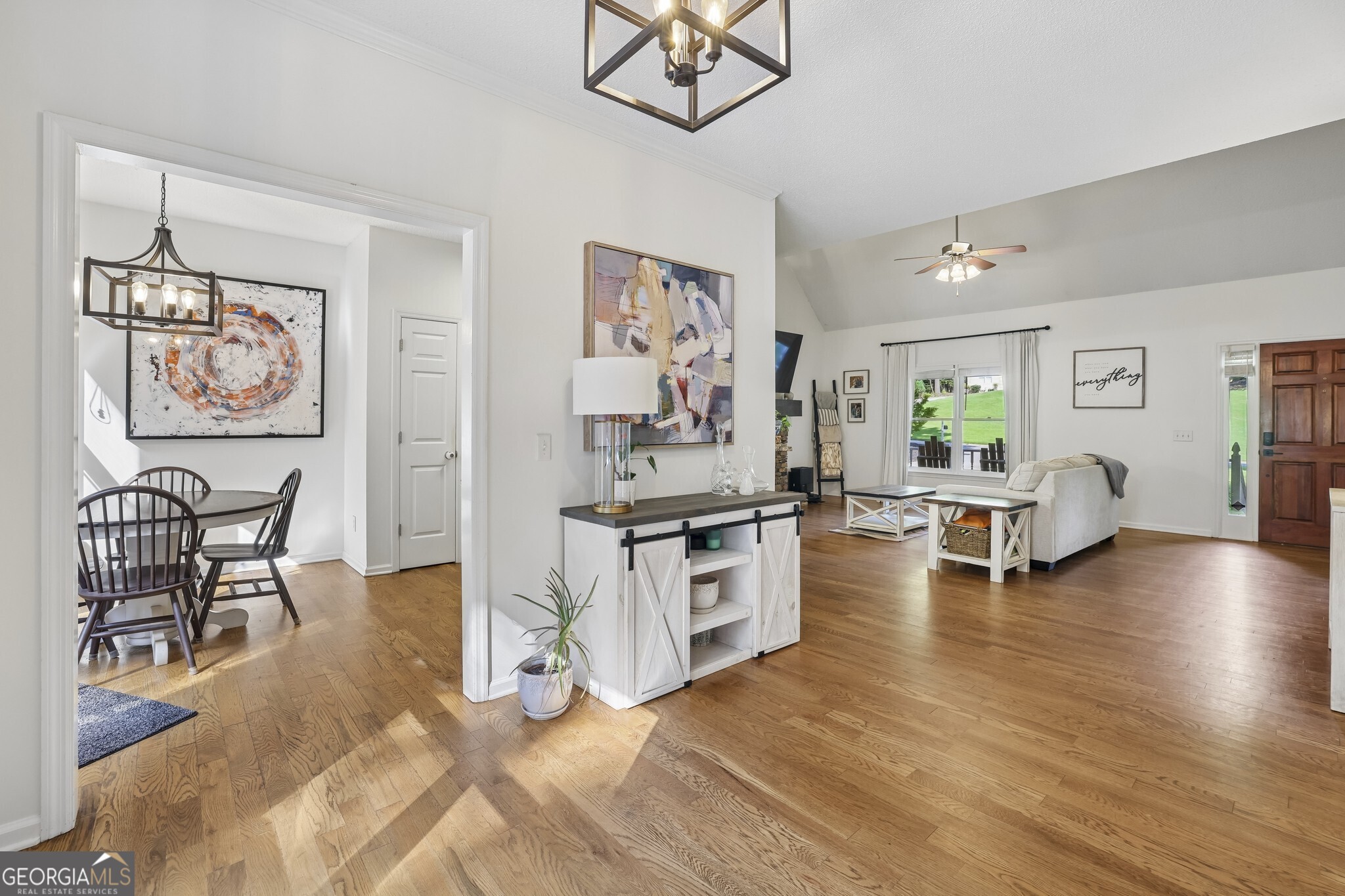 2055 Ivy Lane