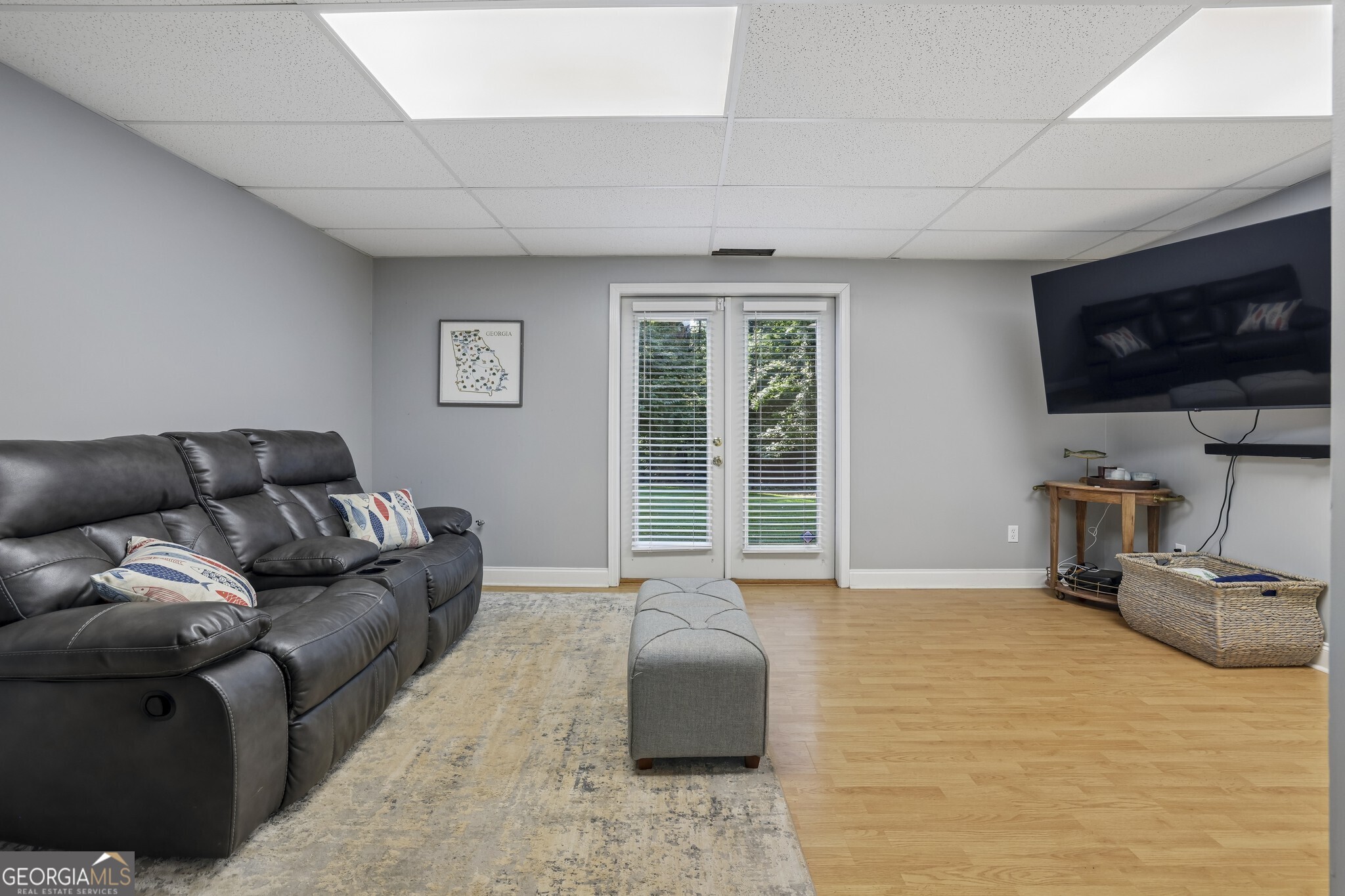 2055 Ivy Lane