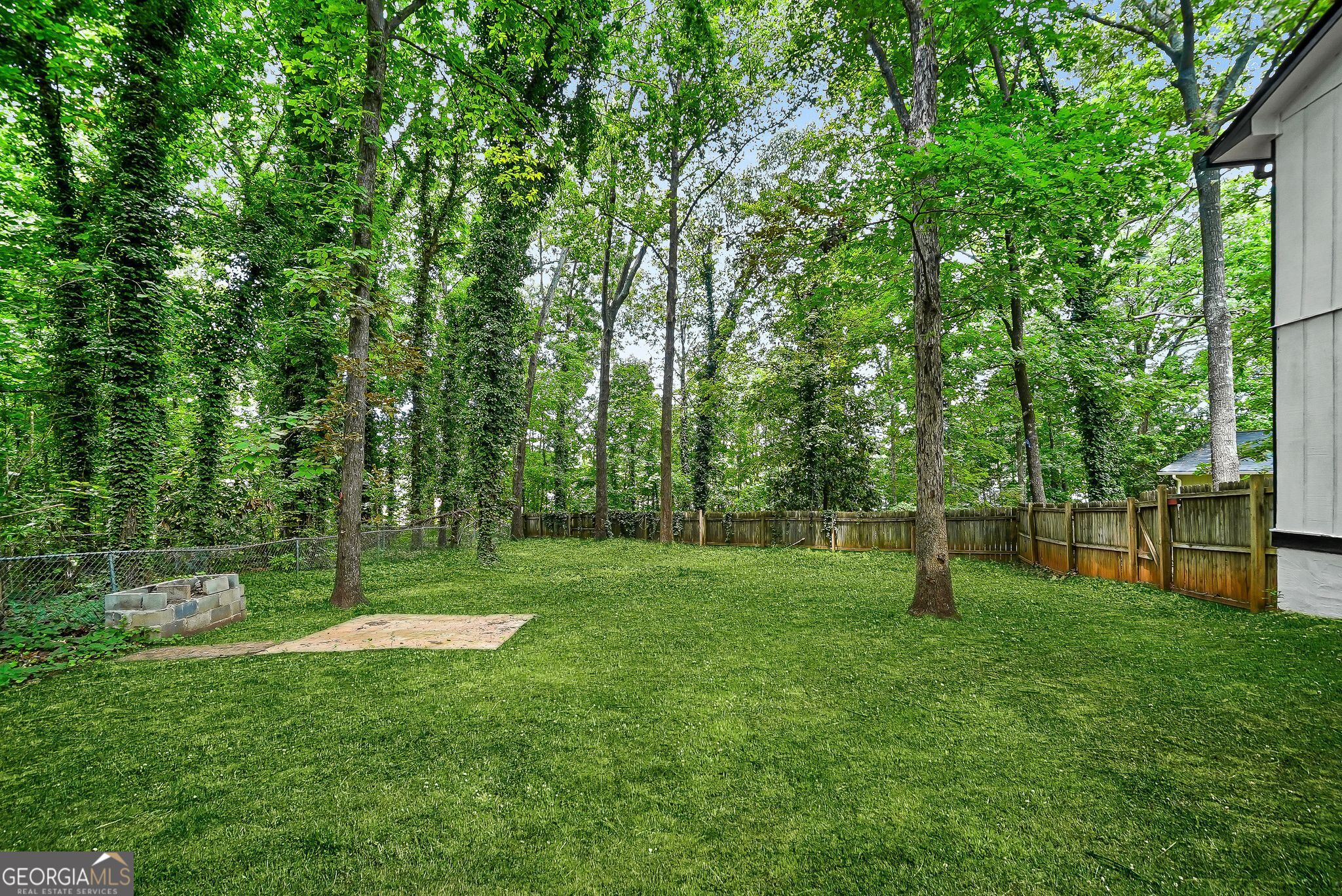 1469 W Rock Court