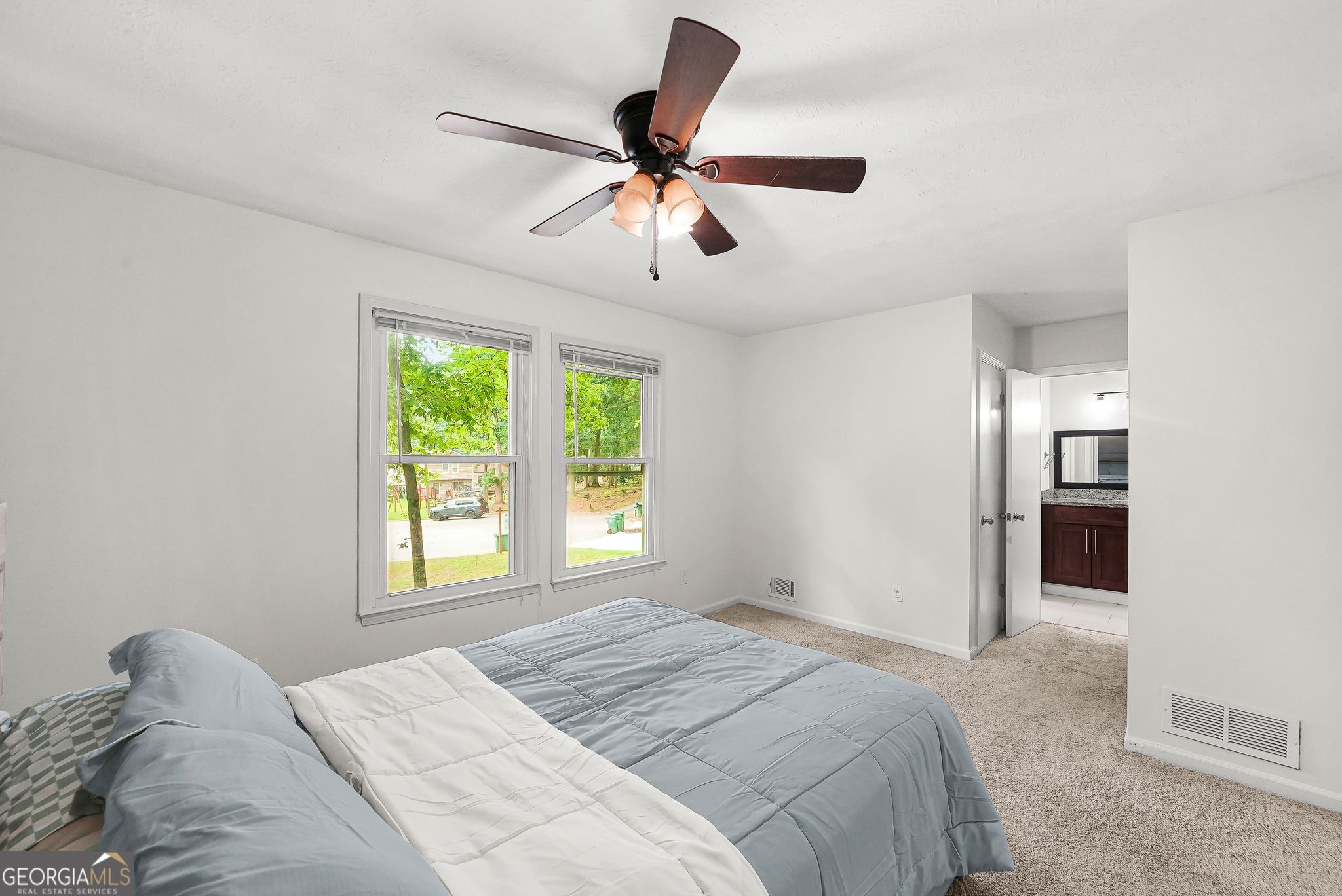 1469 W Rock Court