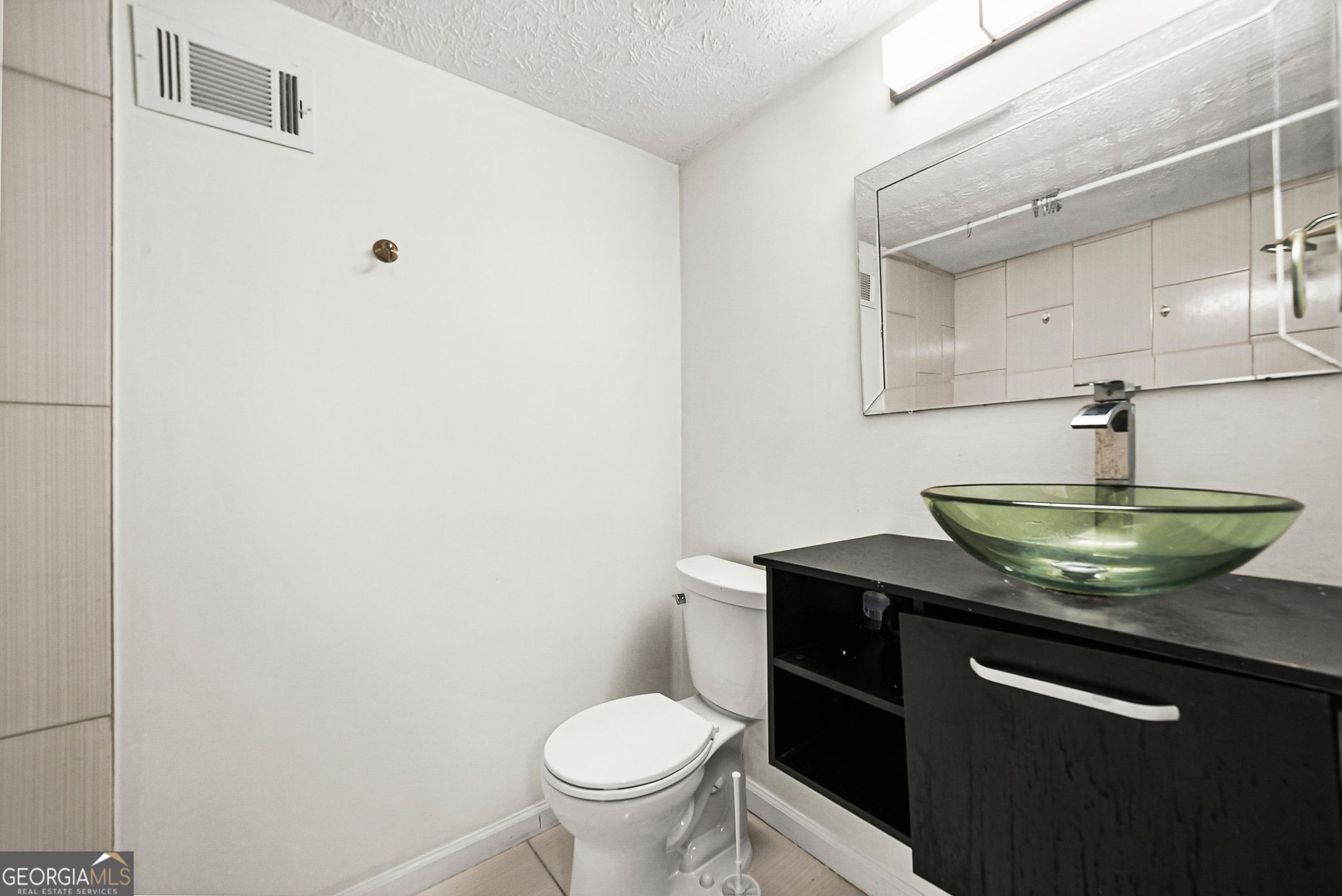 1469 W Rock Court